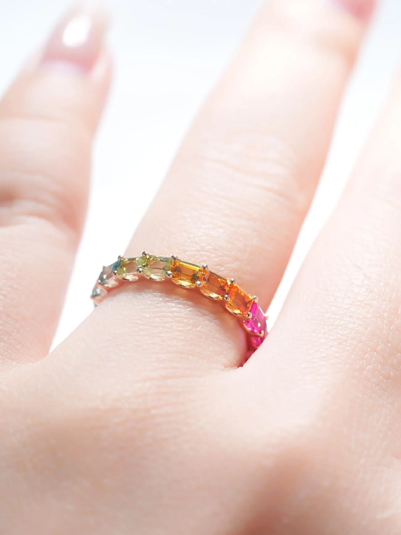 18K Gold Horizontal Rainbow Baguette Ring