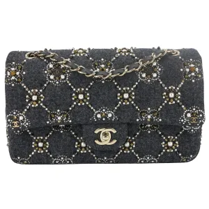 21A Pearl Strass Crystal CC Medium Classic Double Flap Bag in Grey Wool Twill