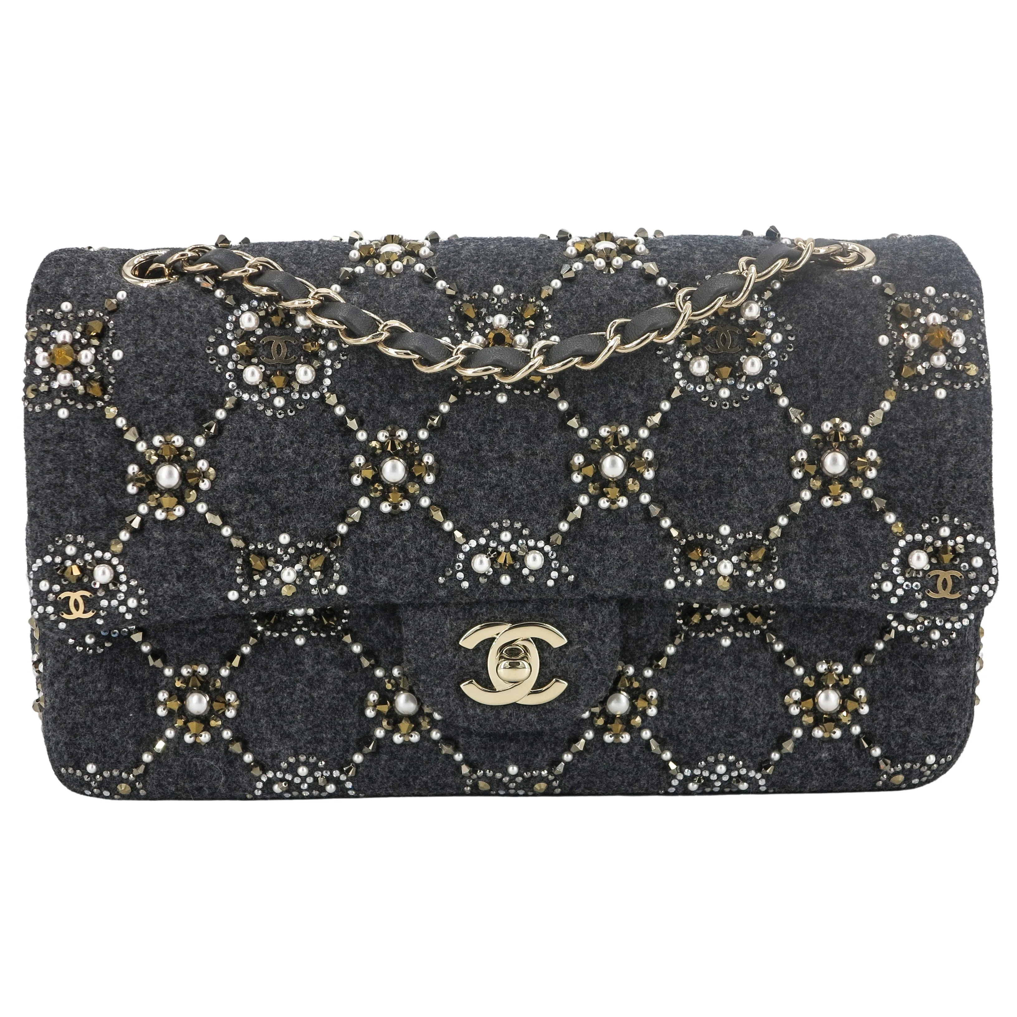 21A Pearl Strass Crystal CC Medium Classic Double Flap Bag in Grey Wool Twill