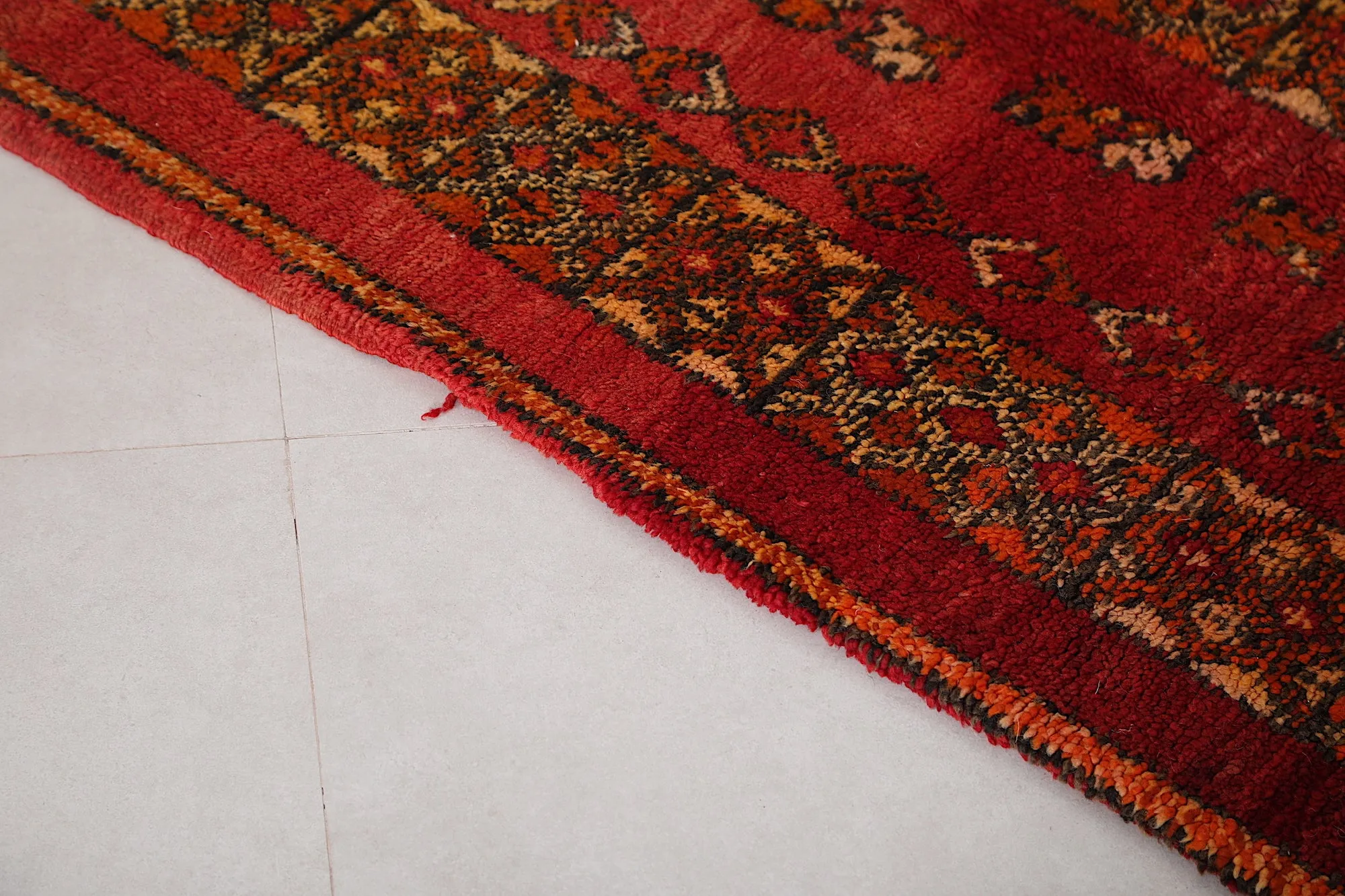 Authentic Vintage Berber Rug 3.2 x 6 FT - Warm Red Tones