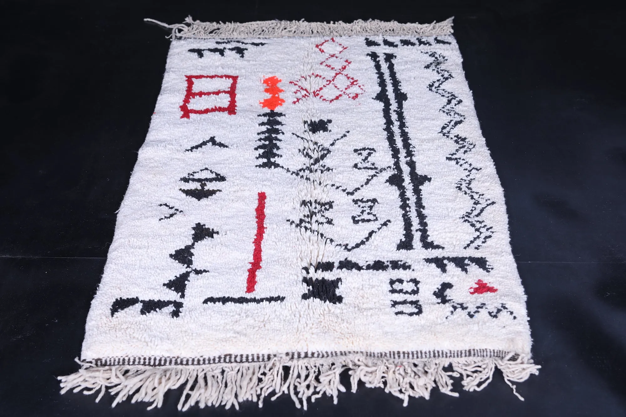 Azilal Berber Rug 3 X 4.9 FT – Eclectic Handmade Design