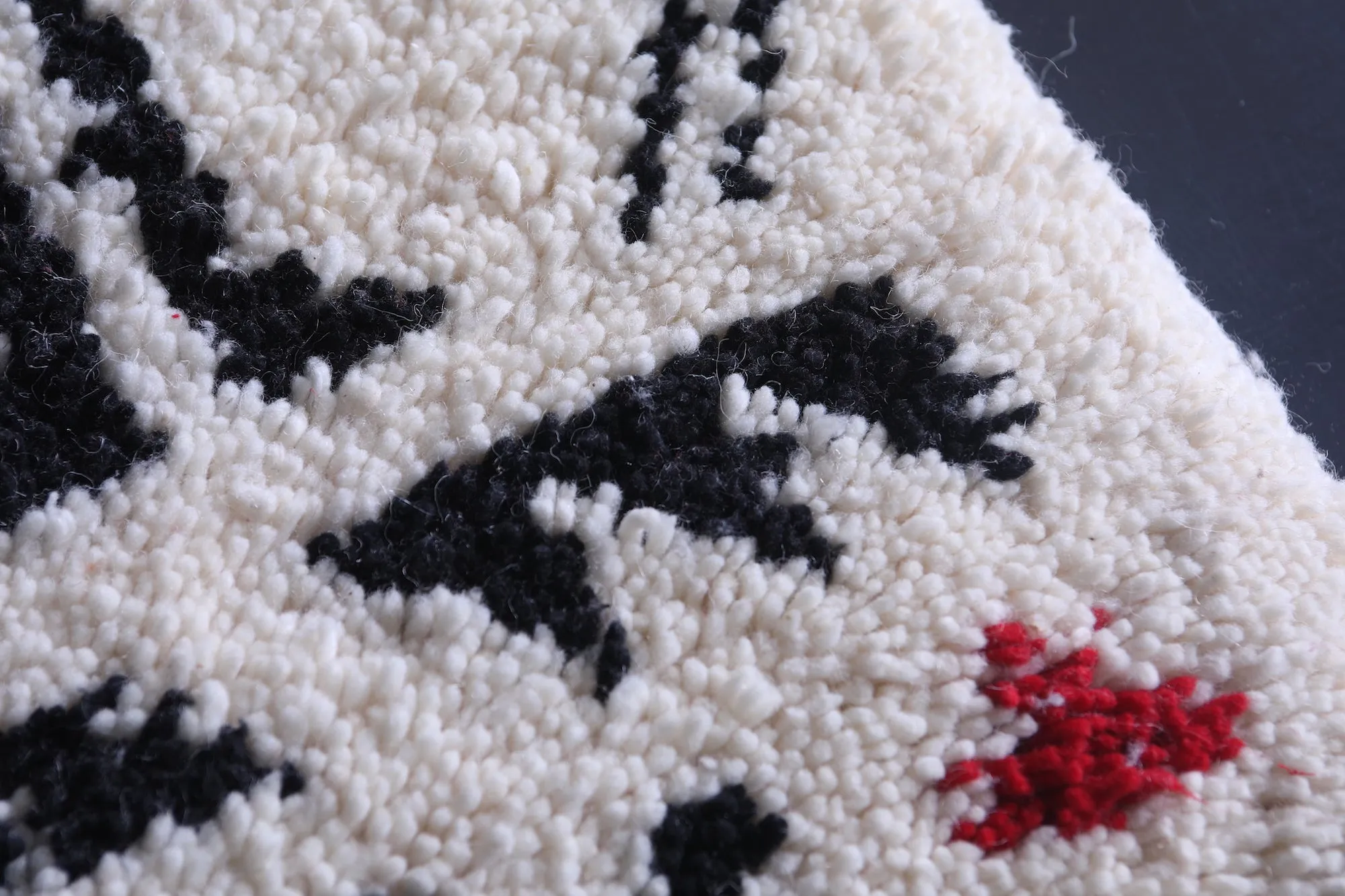 Azilal Berber Rug 3 X 4.9 FT – Eclectic Handmade Design
