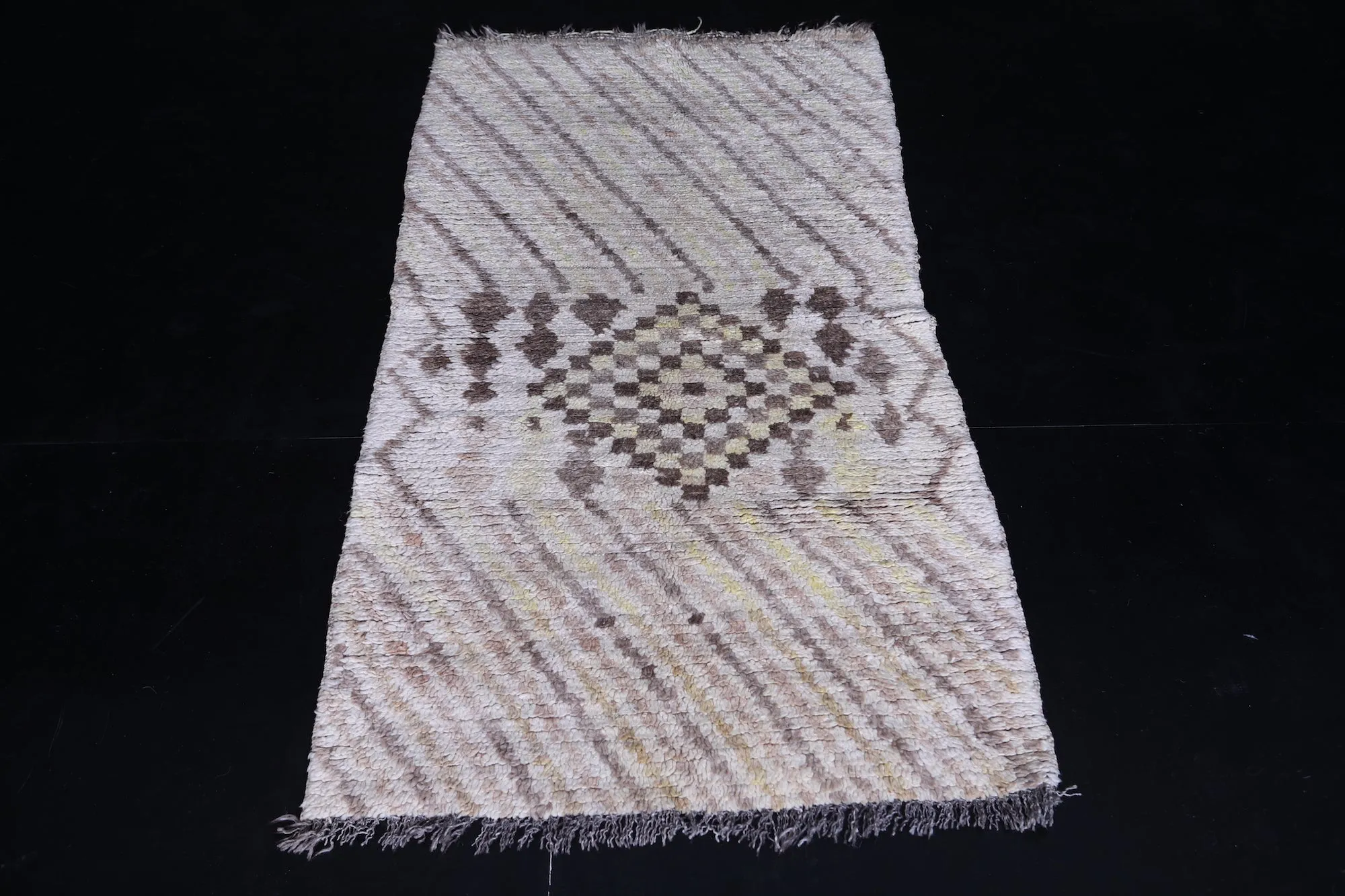 Beige Moroccan Runner Rug - 2.7 x 5.4 ft | Handwoven Accent