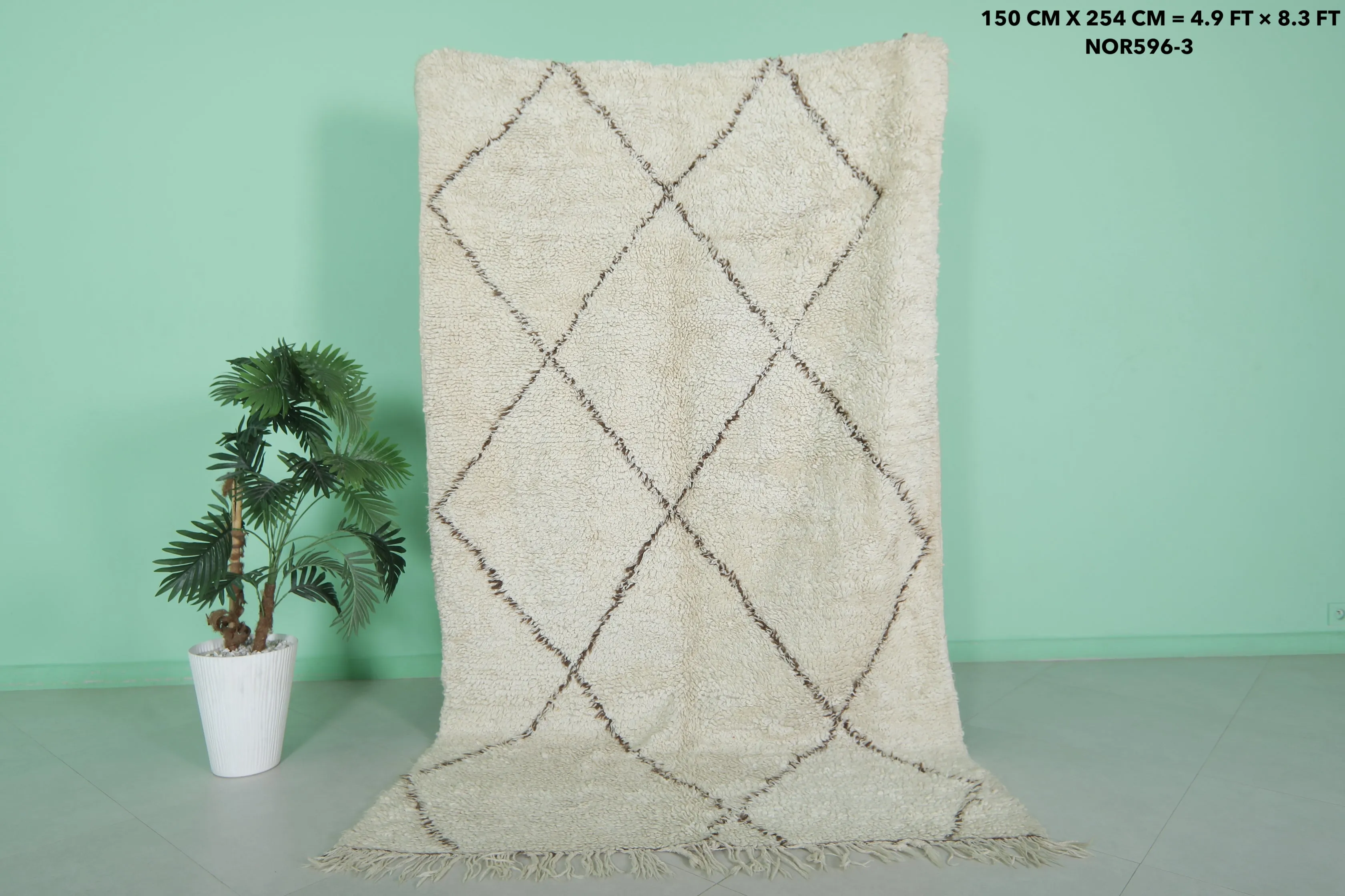 Beni Ourain Rug 4.9 x 8.3 Feet - Vintage Moroccan Wool Rug