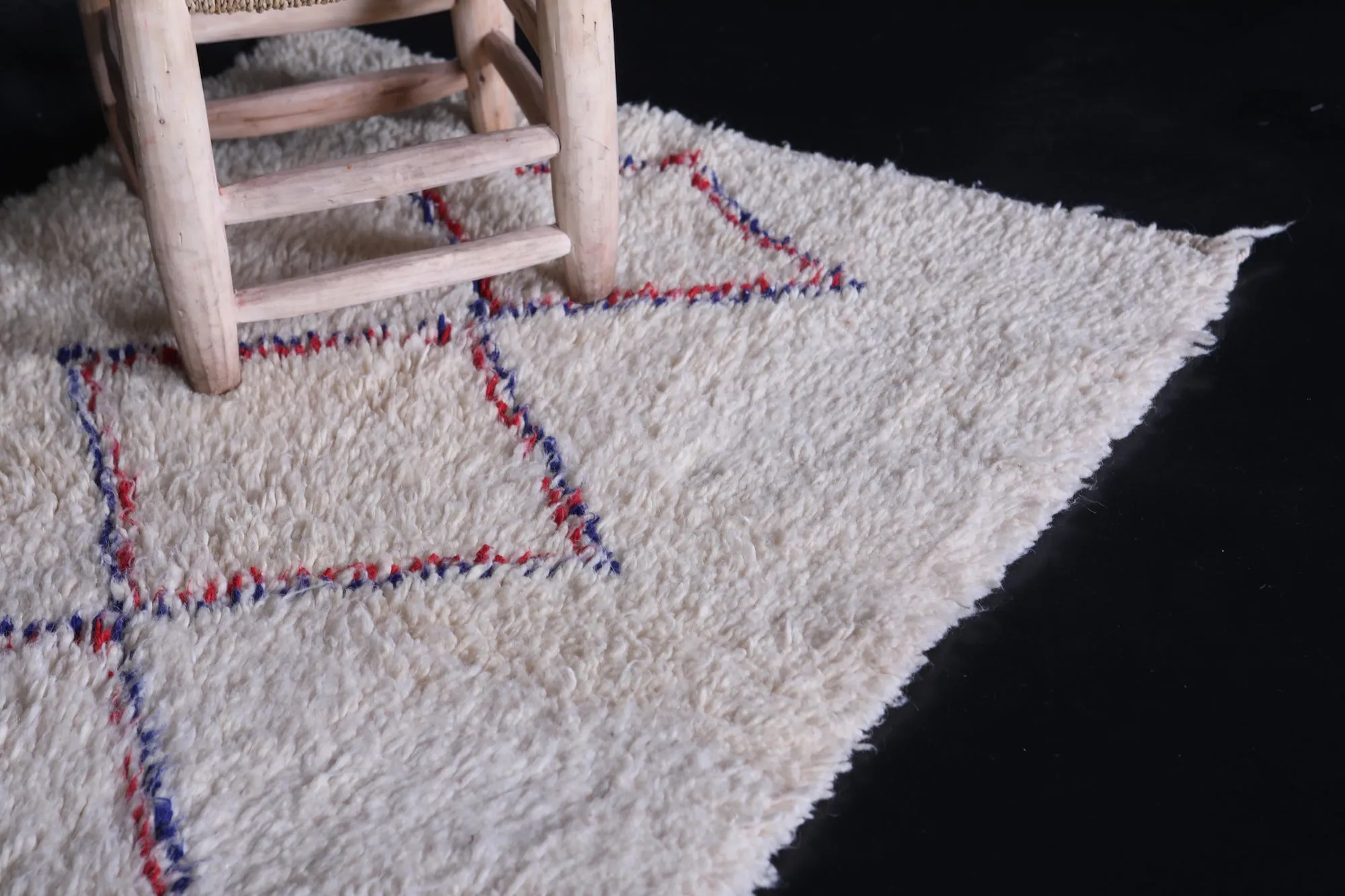 Berber Area Rug – 2.9 x 4.3 ft Handwoven Multicolor Rug