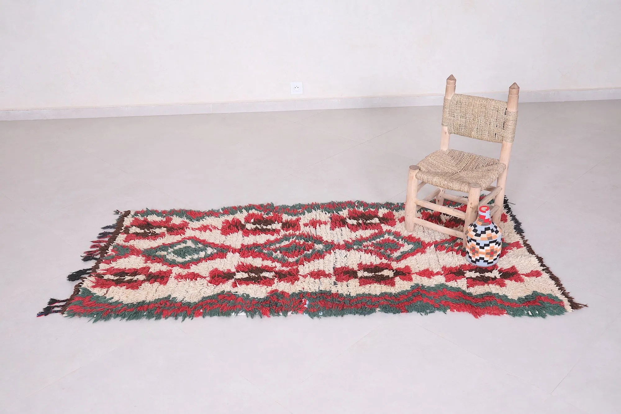 Berber Azilal Runner Rug – 2.8 X 6 Feet | Handmade Moroccan Charm