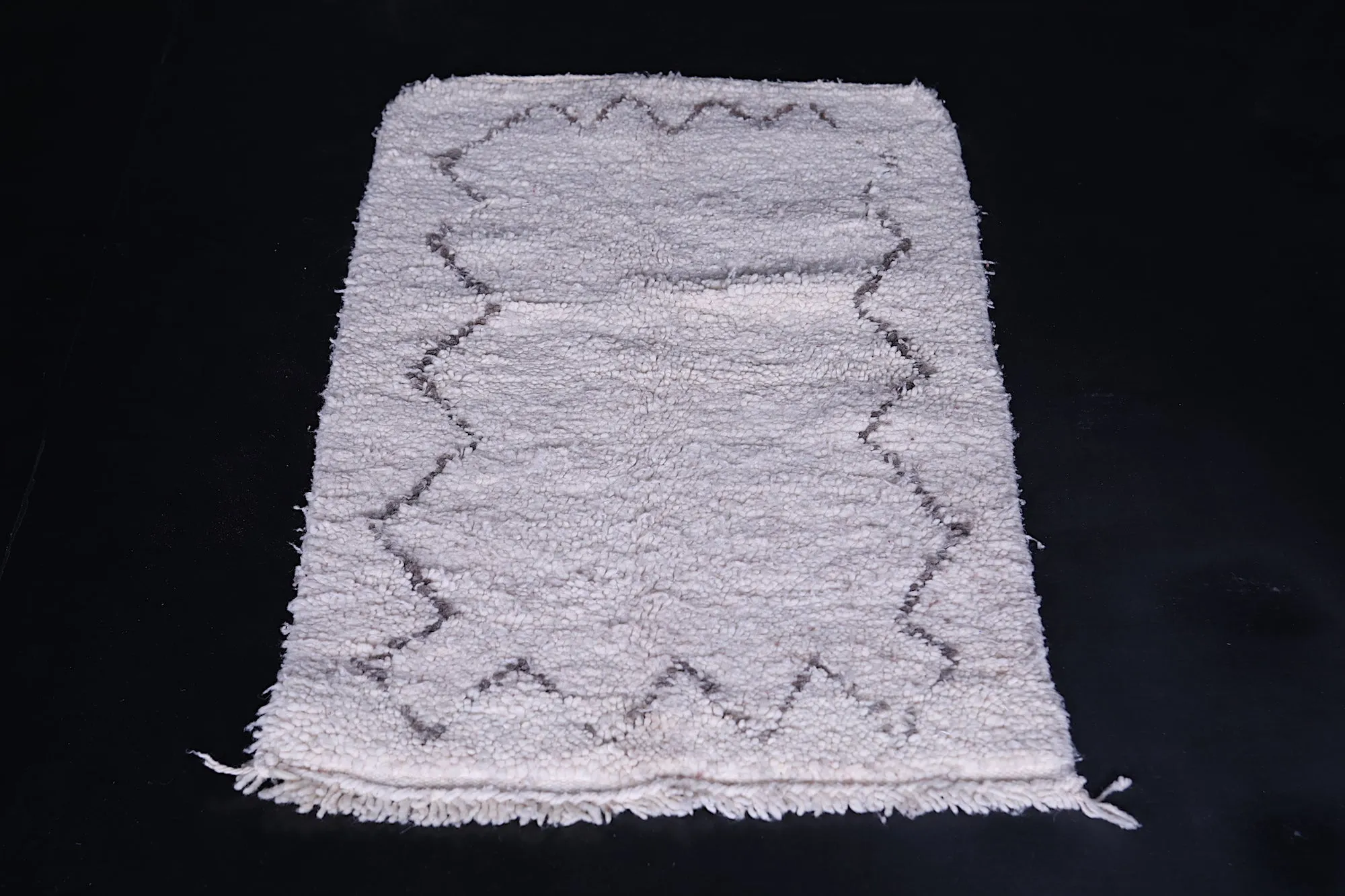 Berber Beni Ourain Rug – 2.1 x 3.8 ft Handwoven Hallway Rug