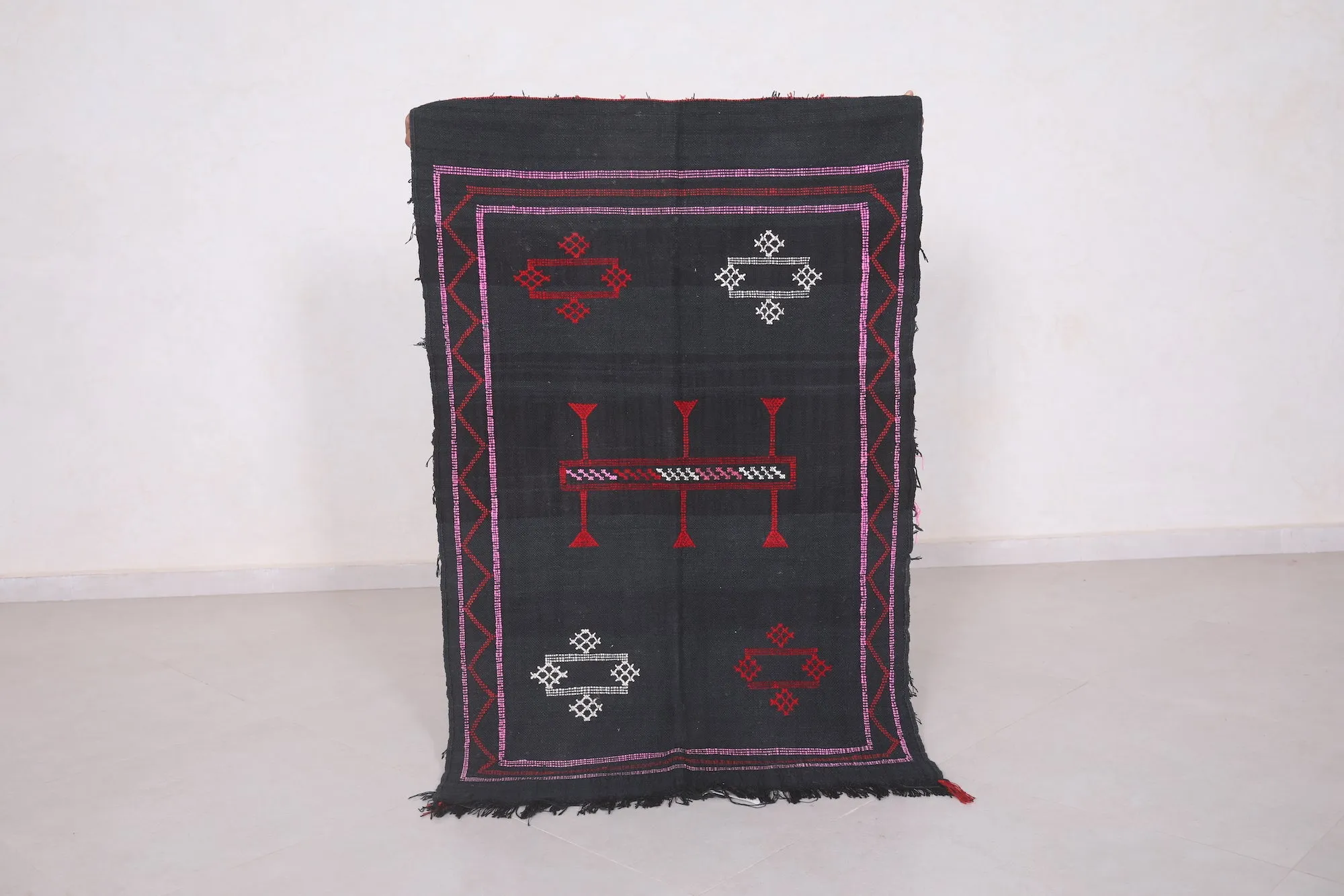 Black Moroccan Berber Kilim Rug - 2.8 FT X 4.4 FT | Handwoven Decor