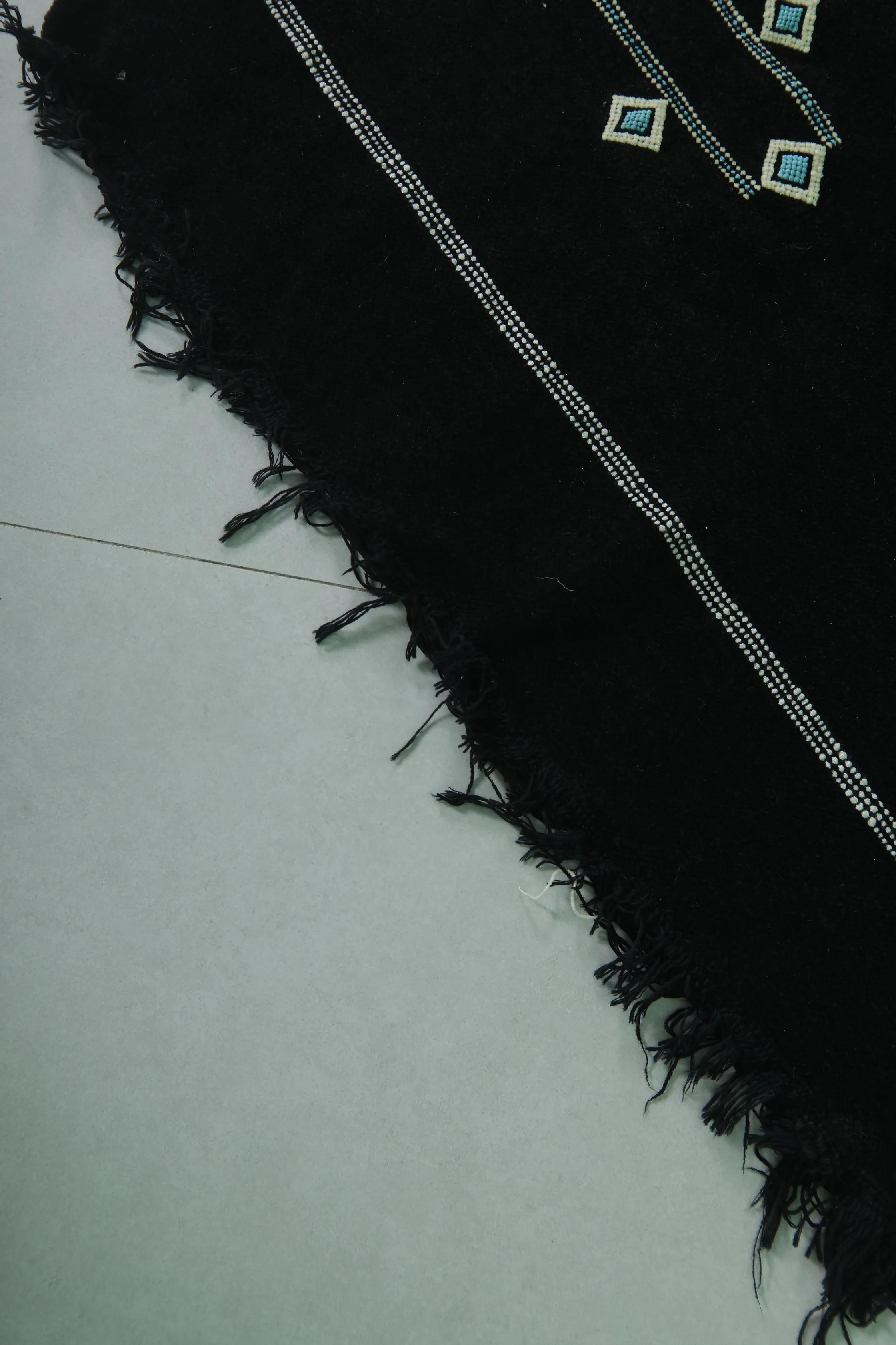 Black Moroccan Handwoven Kilim - 3 FT X 4.8 FT | Artisan Decor