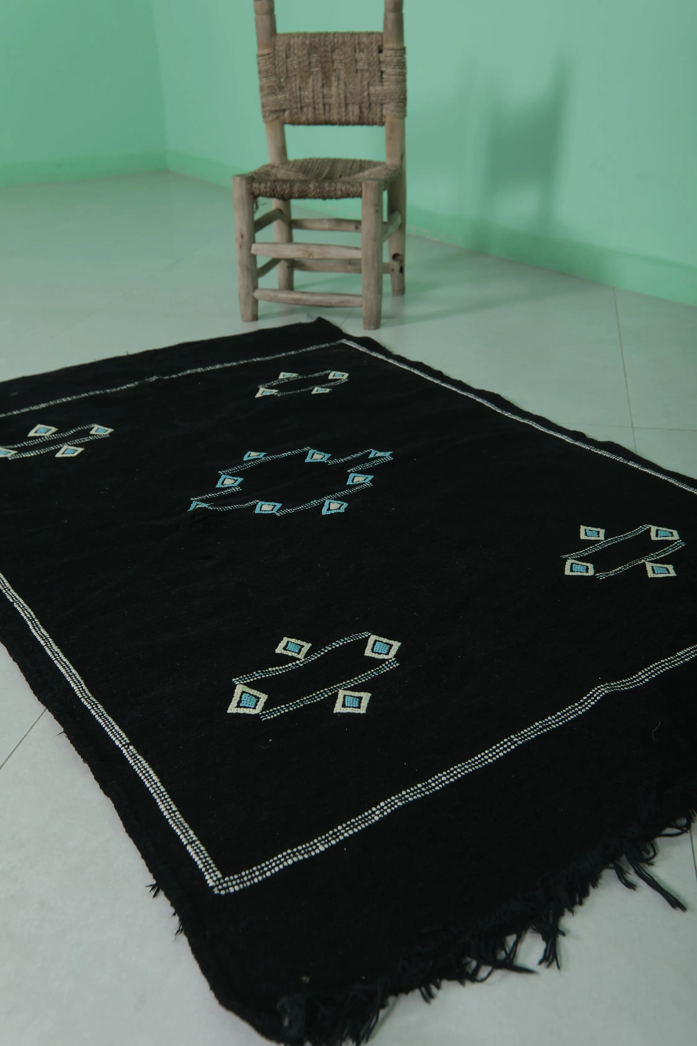 Black Moroccan Handwoven Kilim - 3 FT X 4.8 FT | Artisan Decor