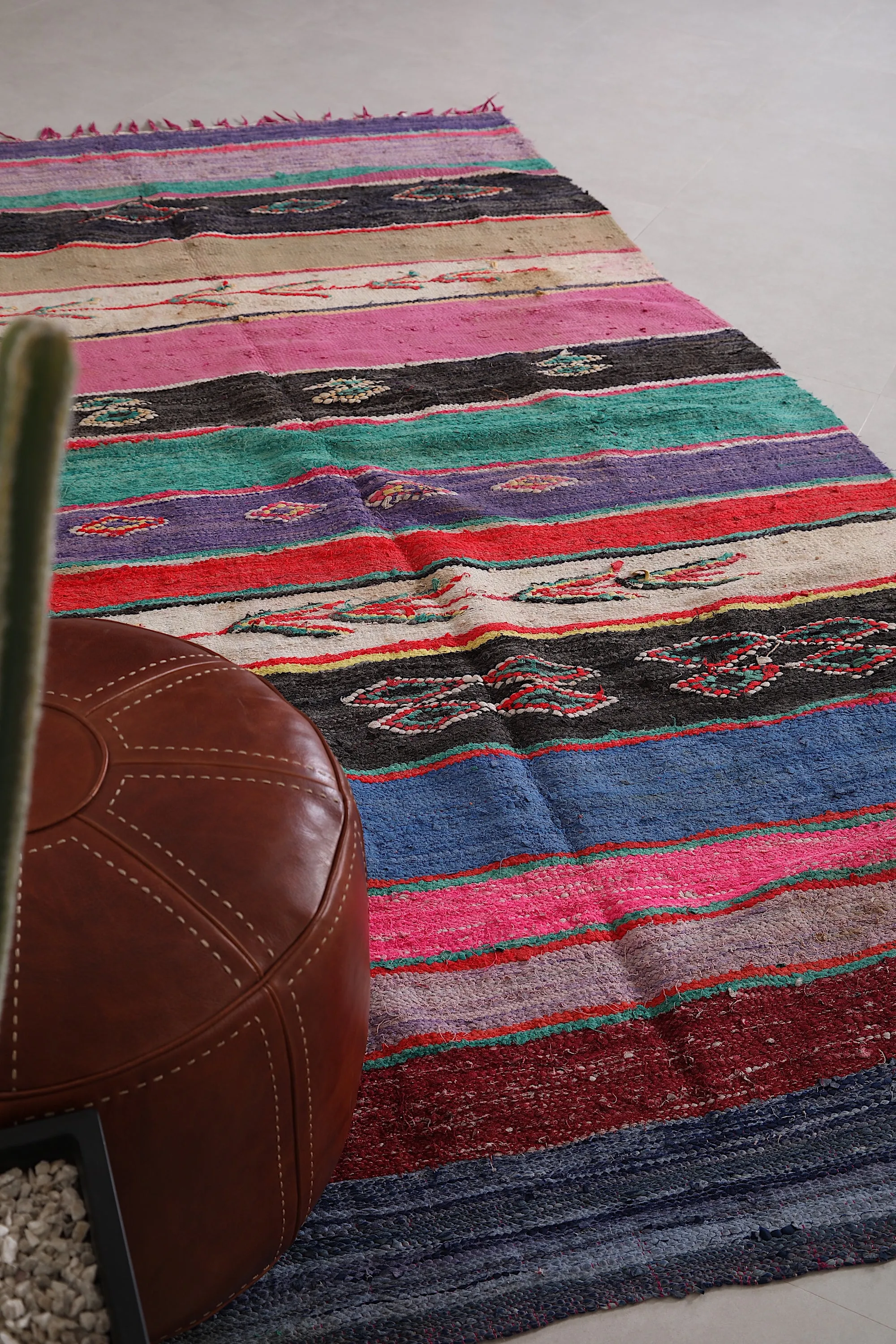 Boucherouite Moroccan Kilim - 5.9 FT X 9.6 FT | Vibrant Handmade Rug