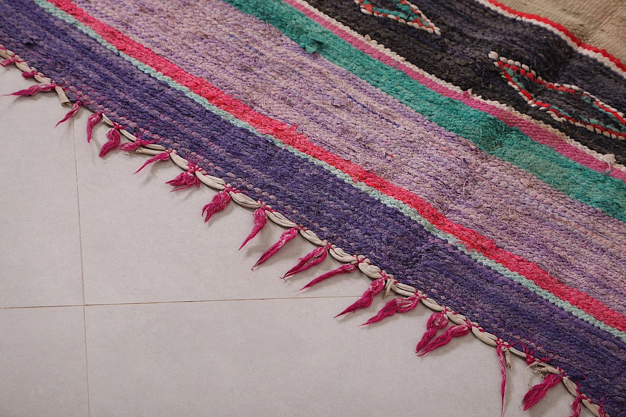 Boucherouite Moroccan Kilim - 5.9 FT X 9.6 FT | Vibrant Handmade Rug