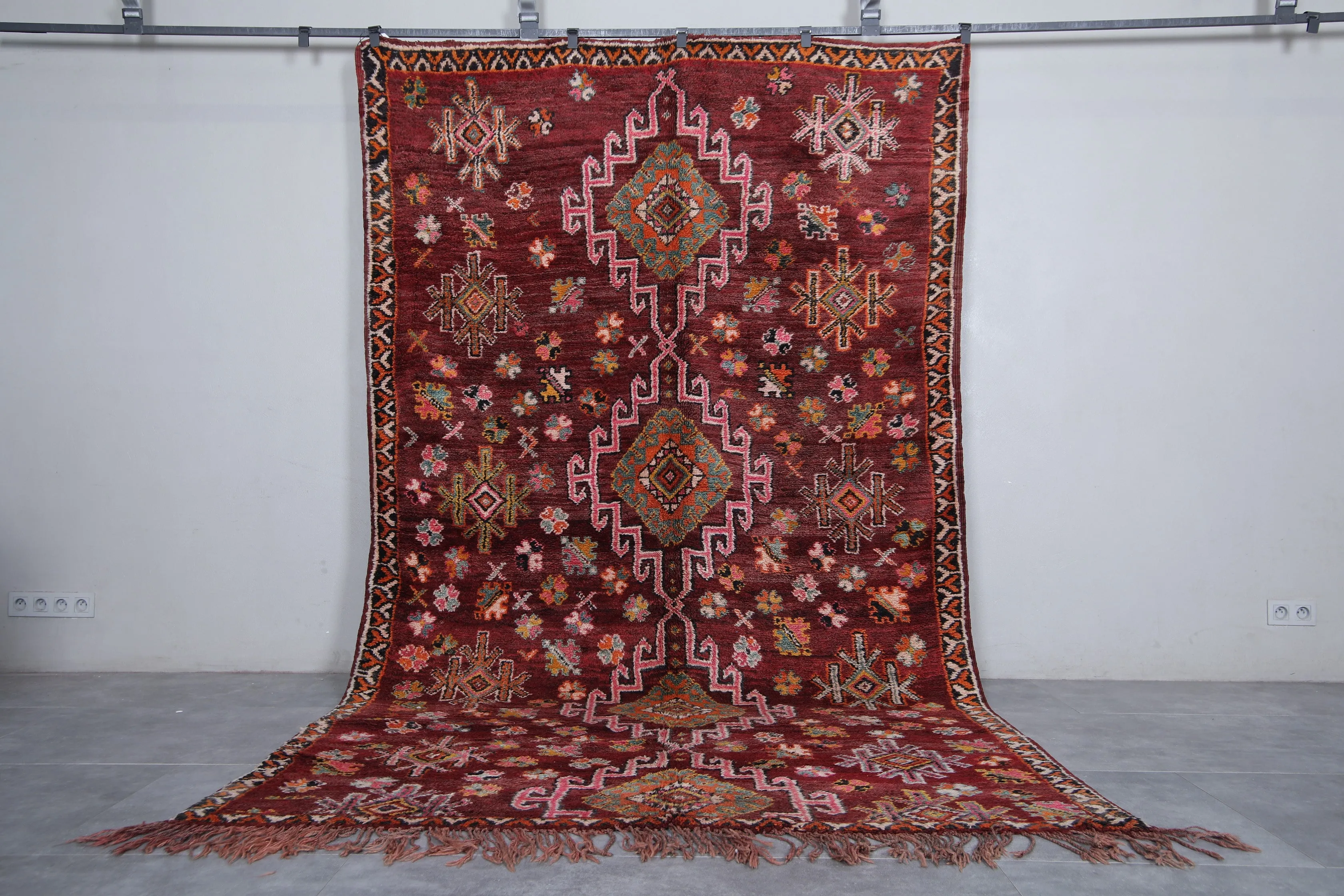 Boujaad Moroccan Rug - 6.3 x 10.7 Feet Handmade Vintage Area Rug