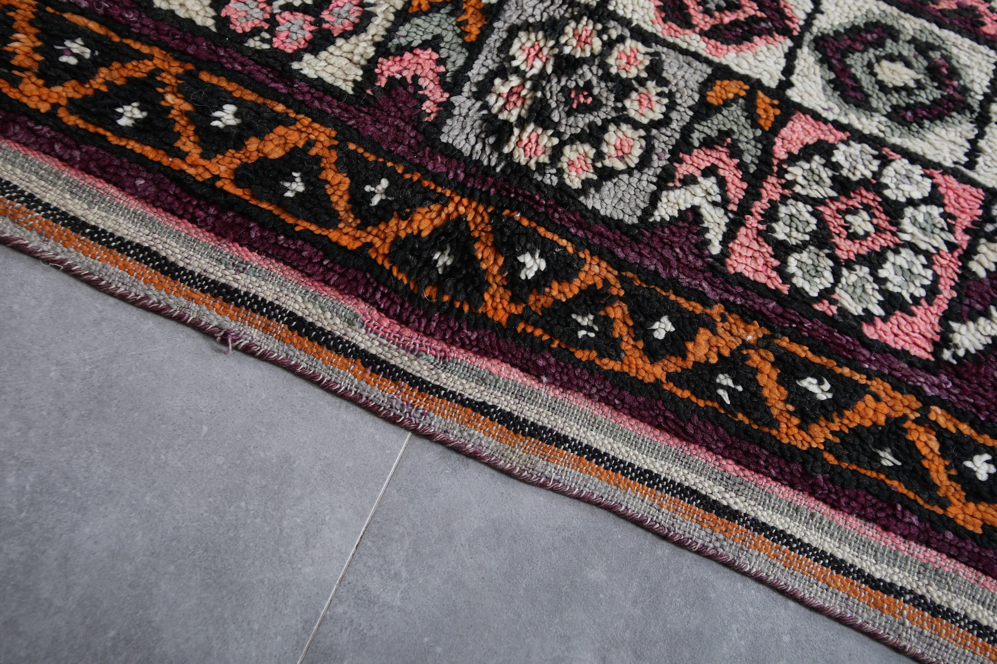 Boujaad Moroccan Rug 6.5 x 11 Feet – Handmade Vintage Wool Carpet