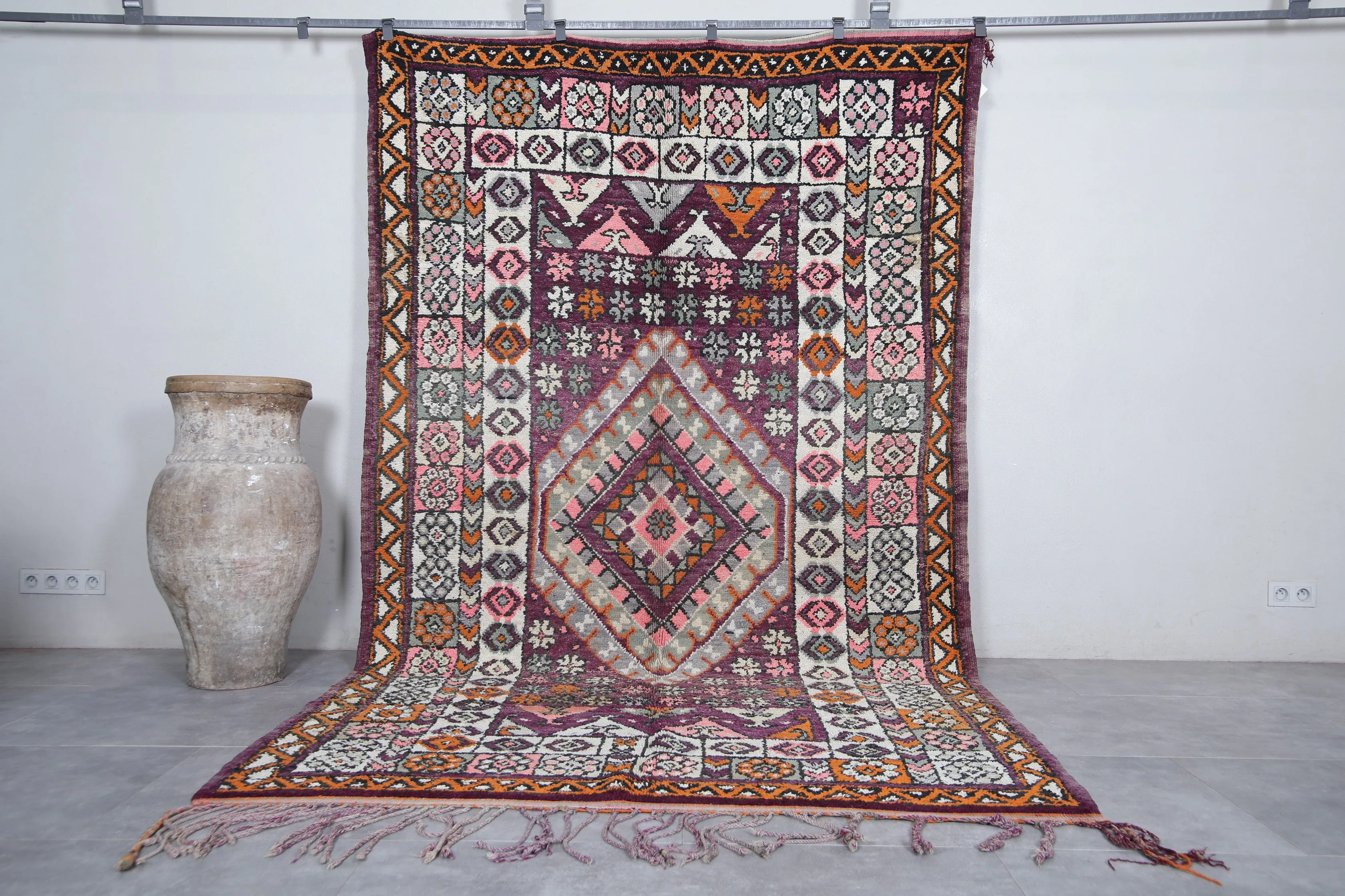 Boujaad Moroccan Rug 6.5 x 11 Feet – Handmade Vintage Wool Carpet