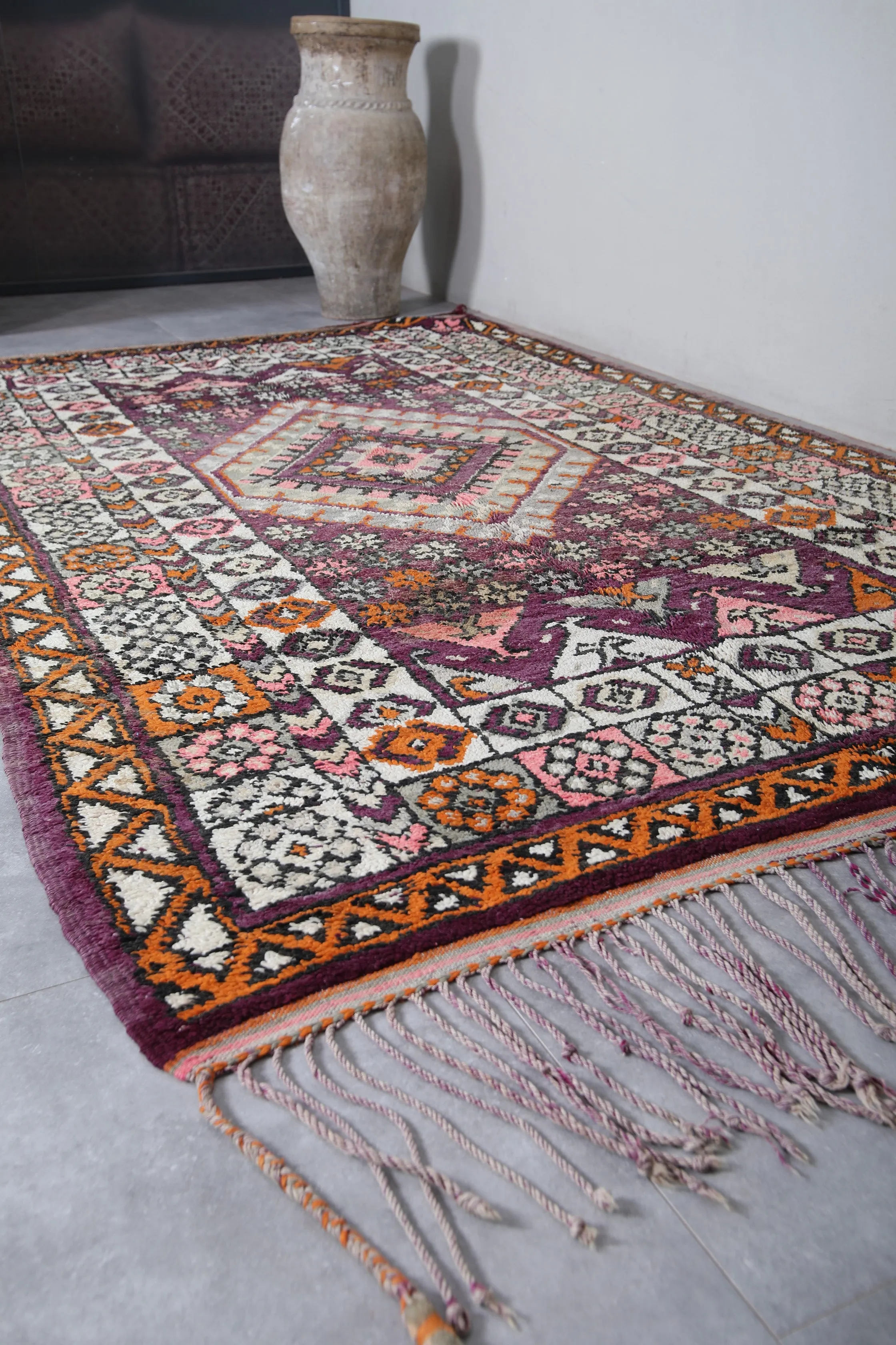 Boujaad Moroccan Rug 6.5 x 11 Feet – Handmade Vintage Wool Carpet