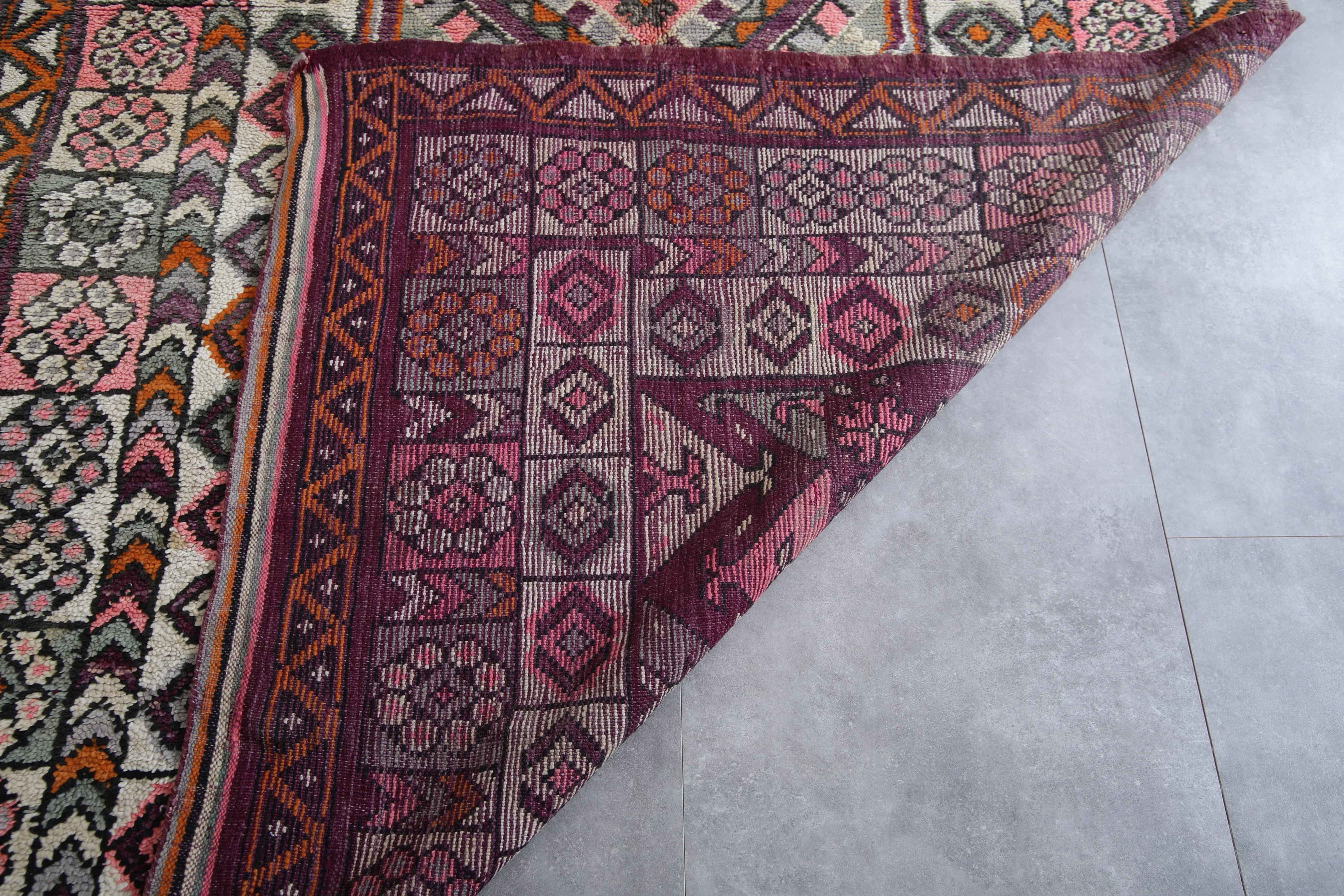 Boujaad Moroccan Rug 6.5 x 11 Feet – Handmade Vintage Wool Carpet