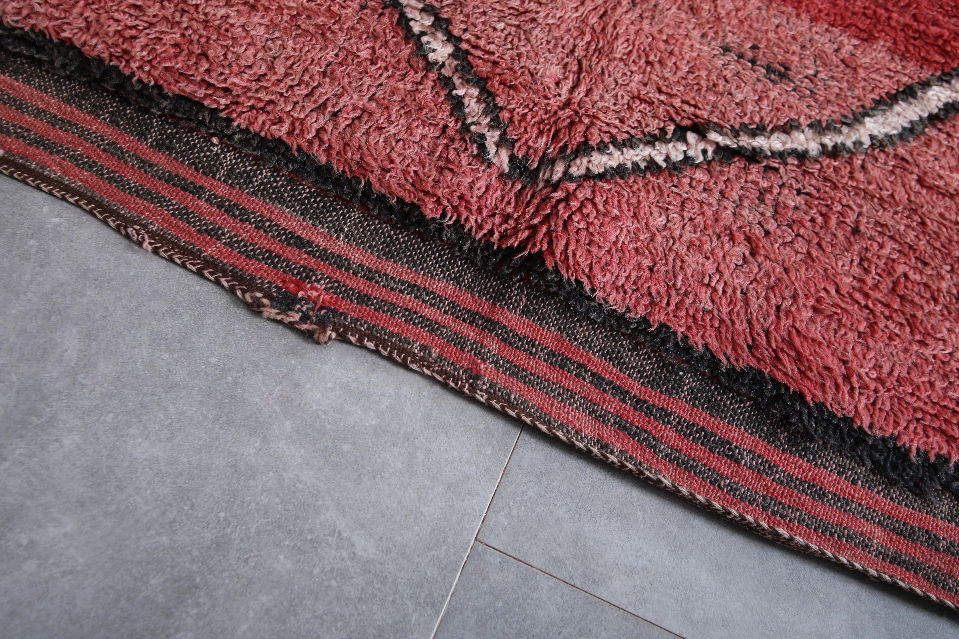 Boujaad Moroccan Rug with Diamond Patterns - 6.3 x 12 Feet