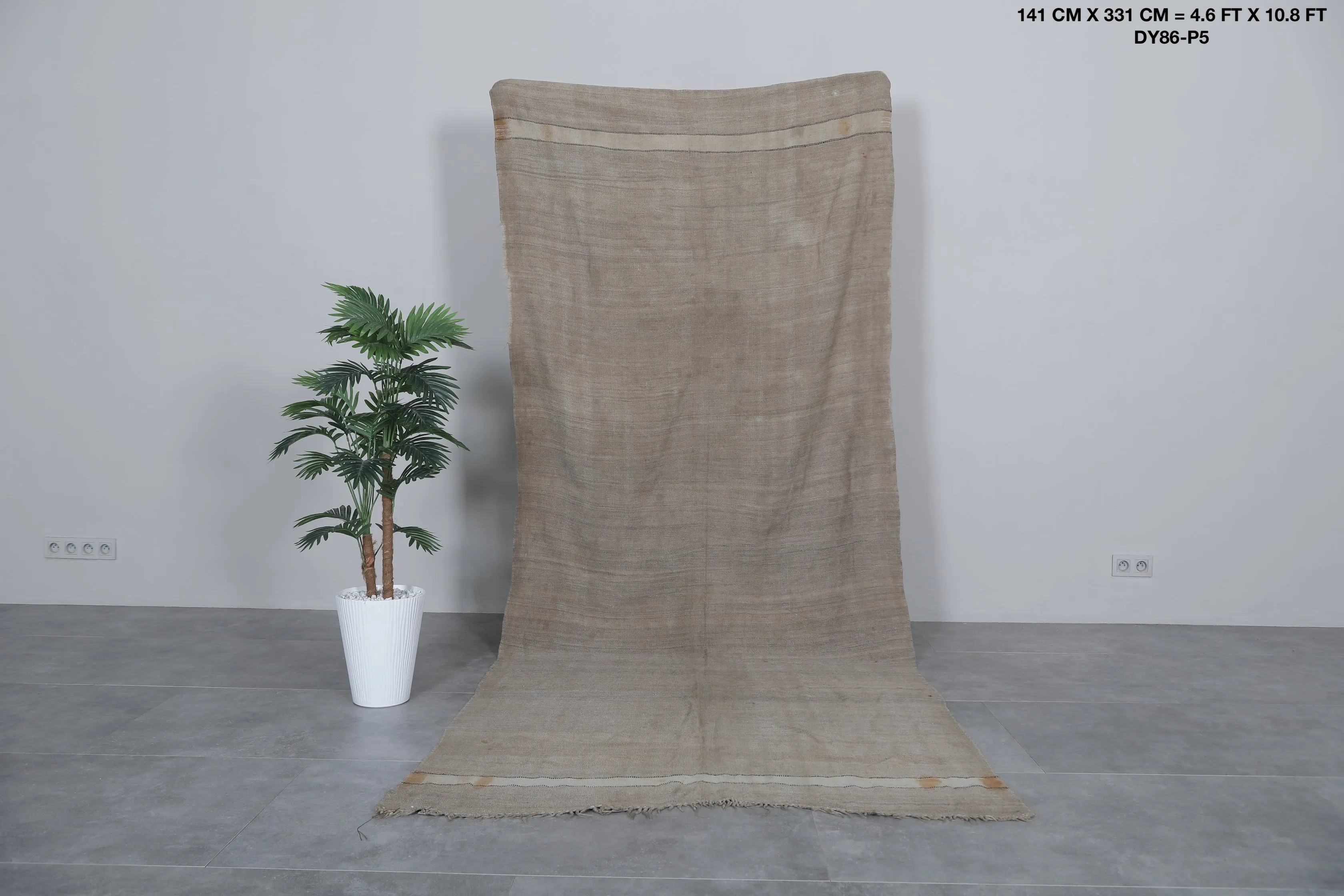 Brown Flat-Woven Kilim Rug - 4.6 X 10.8 Feet | Rustic Handmade Carpet