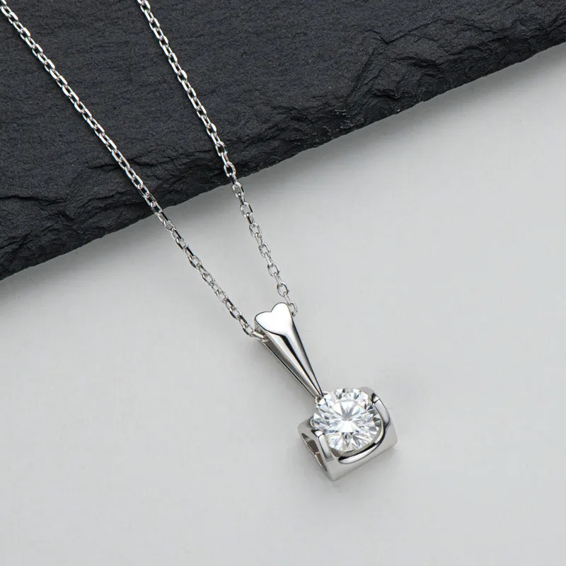 Classic Brilliant Round Moissanite Pendant Necklace