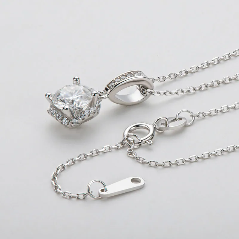 Classic Brilliant Round Moissanite Pendant Necklace