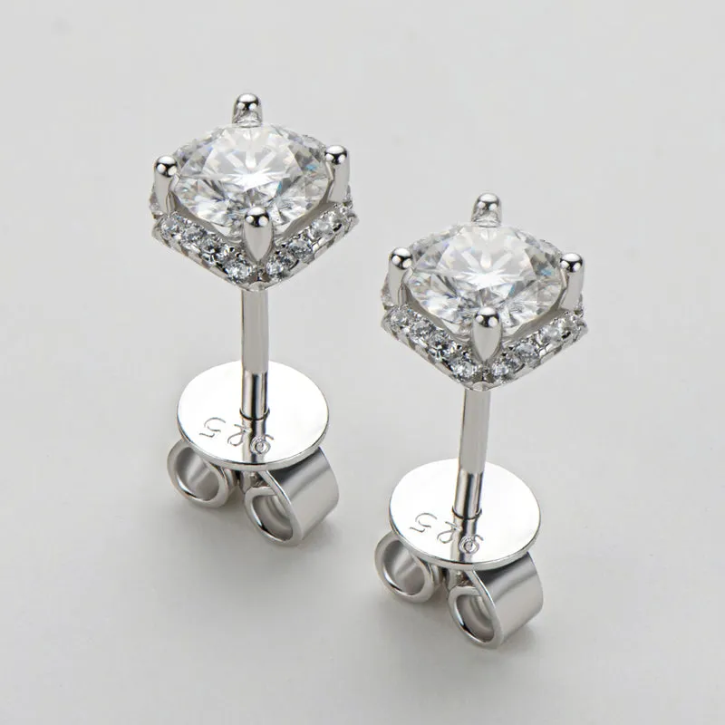 Classic Round Cut Moissanite Diamond Stud Earrings