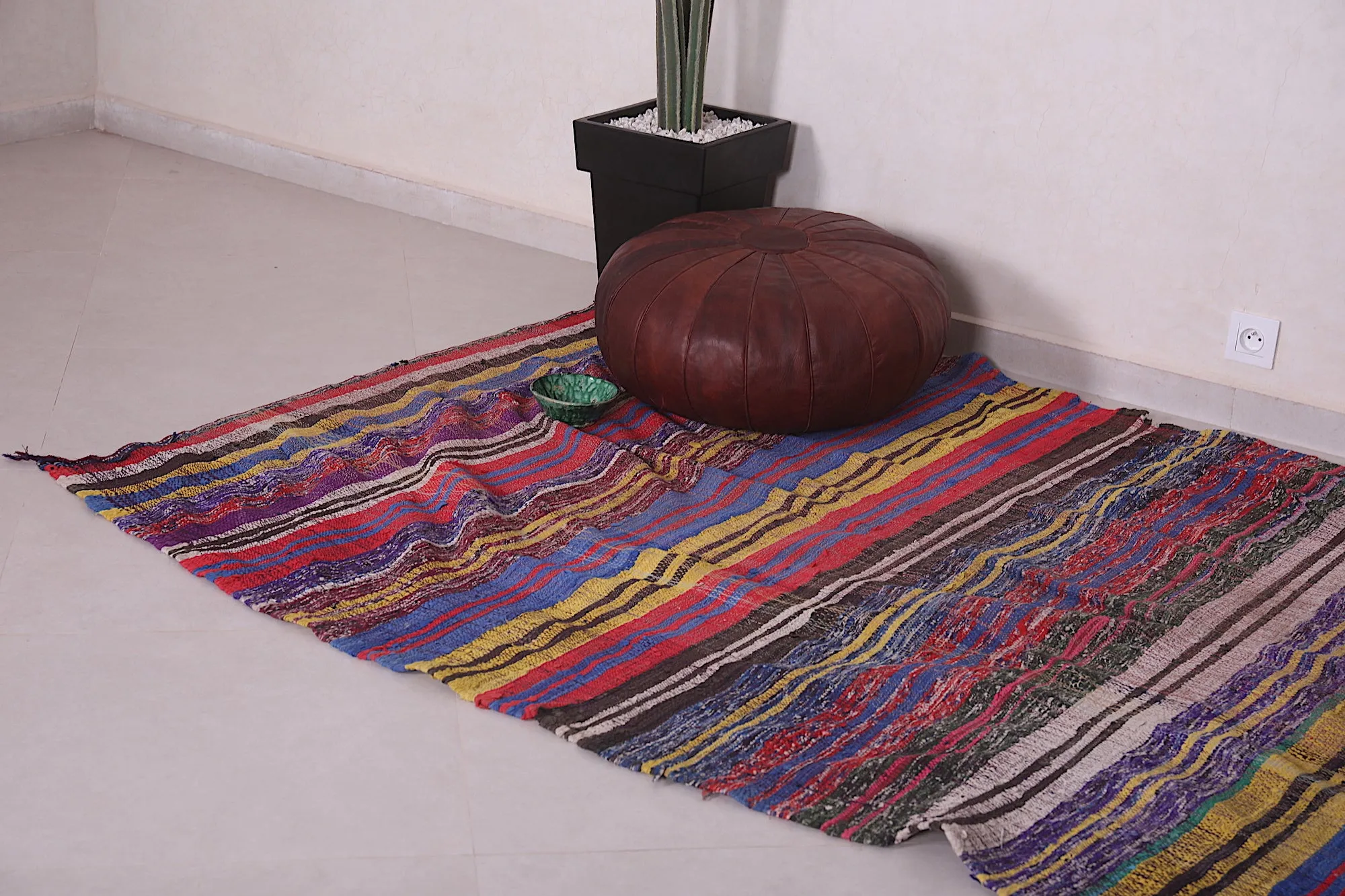 Colorful Moroccan kilim rug - 5.2 FT X 8.3 FT - Large berber carpet