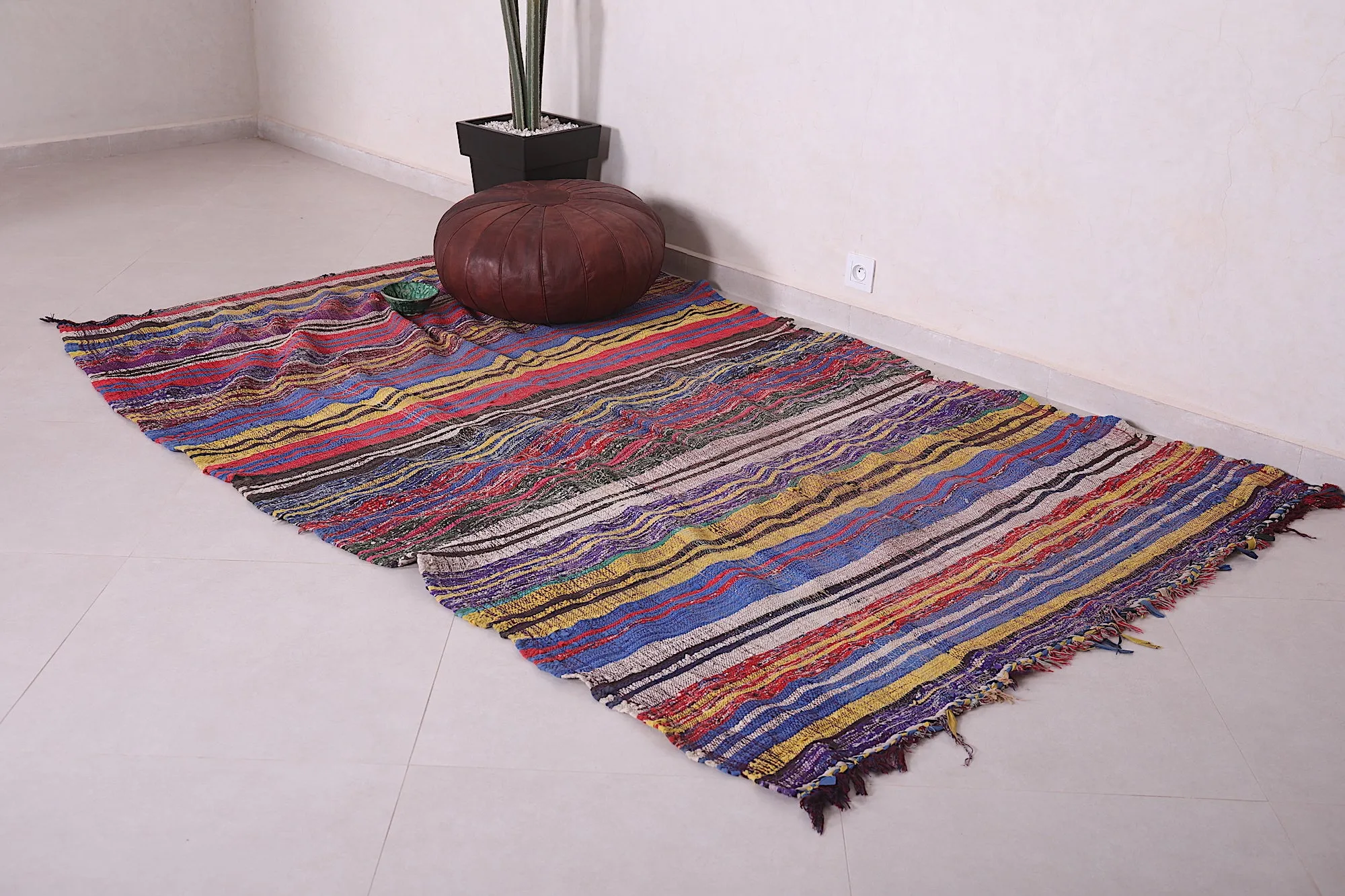 Colorful Moroccan kilim rug - 5.2 FT X 8.3 FT - Large berber carpet