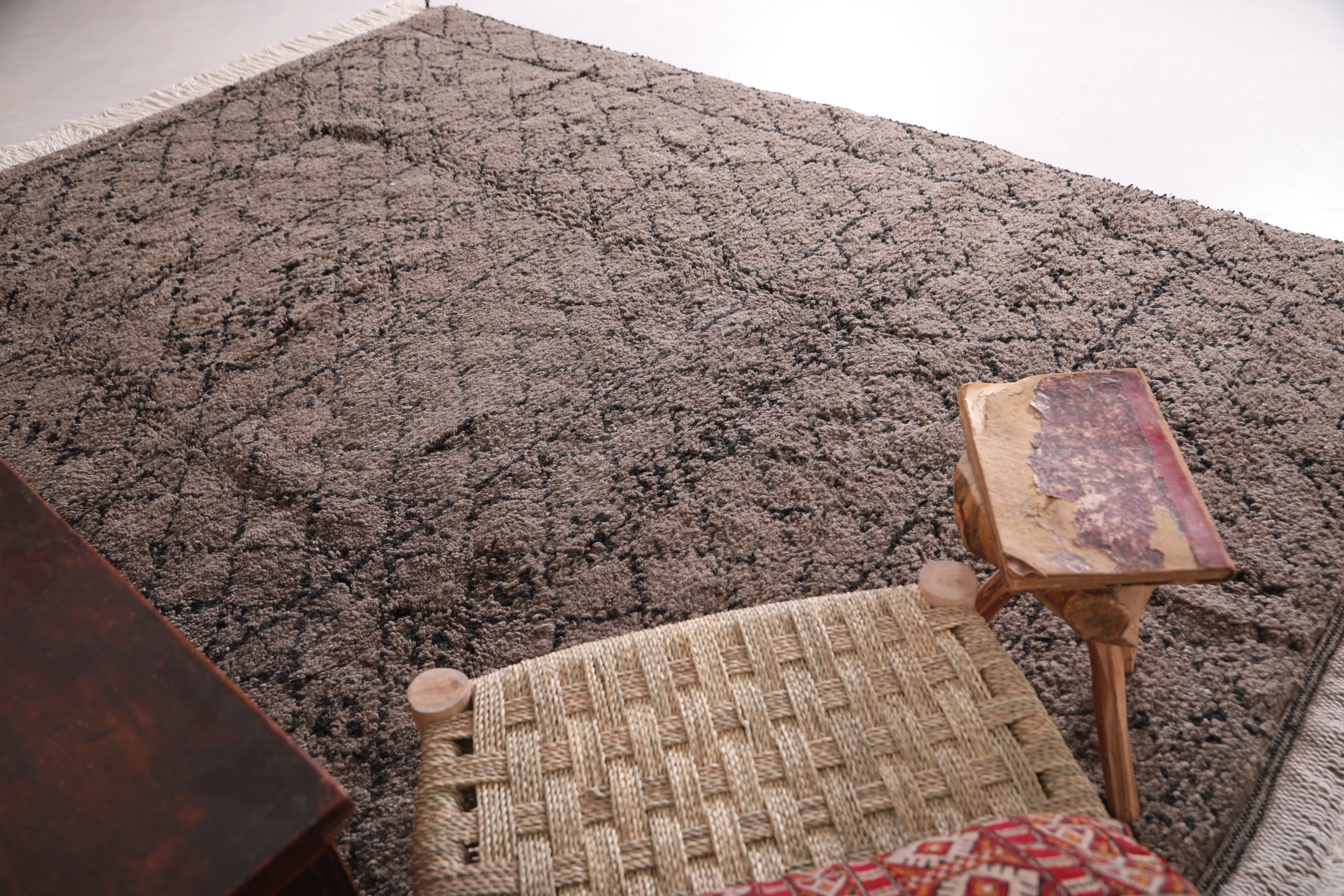 Custom Moroccan rug - Wool berber carpet rug - Beni rug