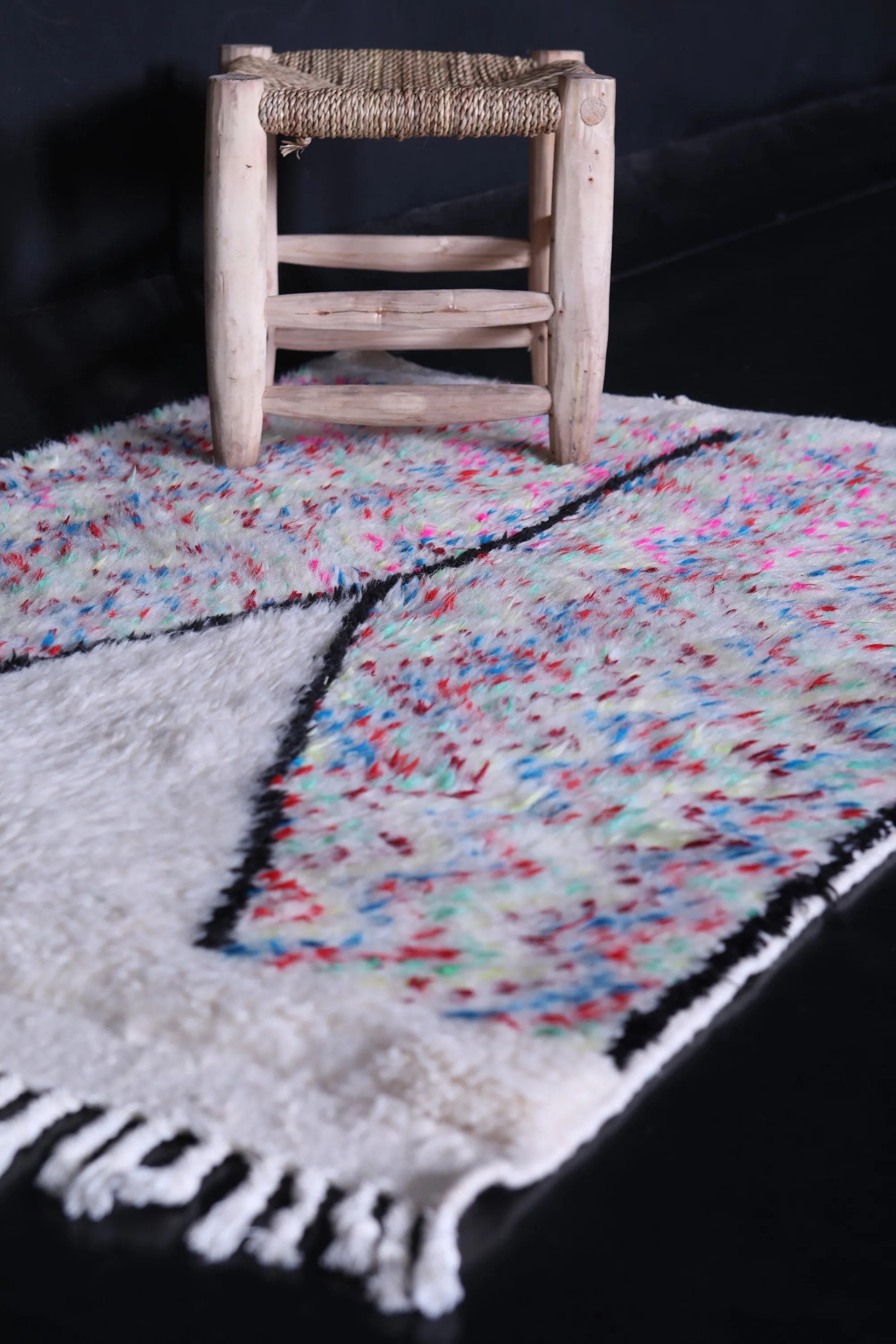 Dazzling Azilal Rug 3.2 x 4.5 FT - Vibrant Vintage Charm