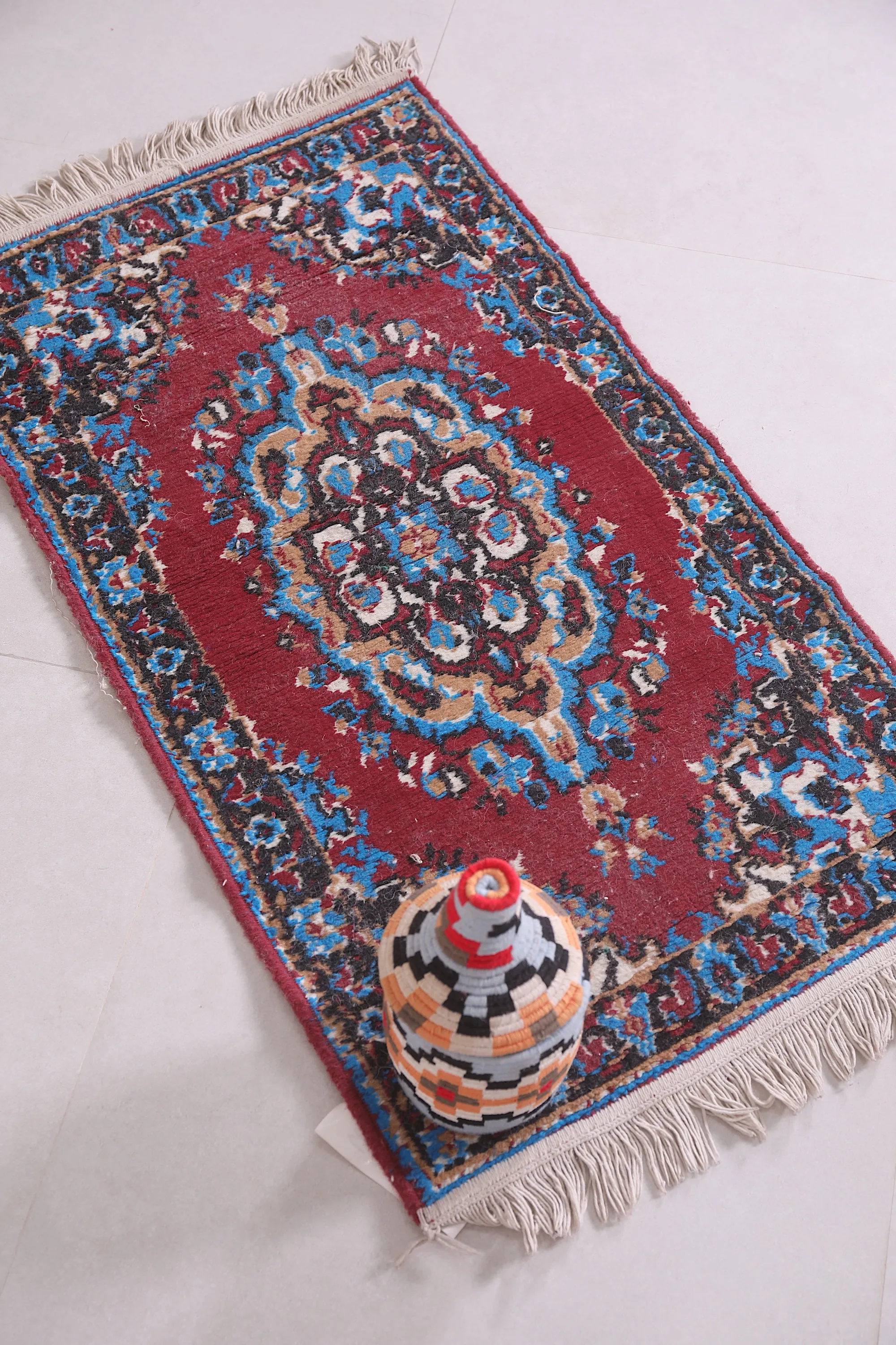 Elegant Small Moroccan Rug 1.9 x 3.5 FT - Intricate Red and Blue Design