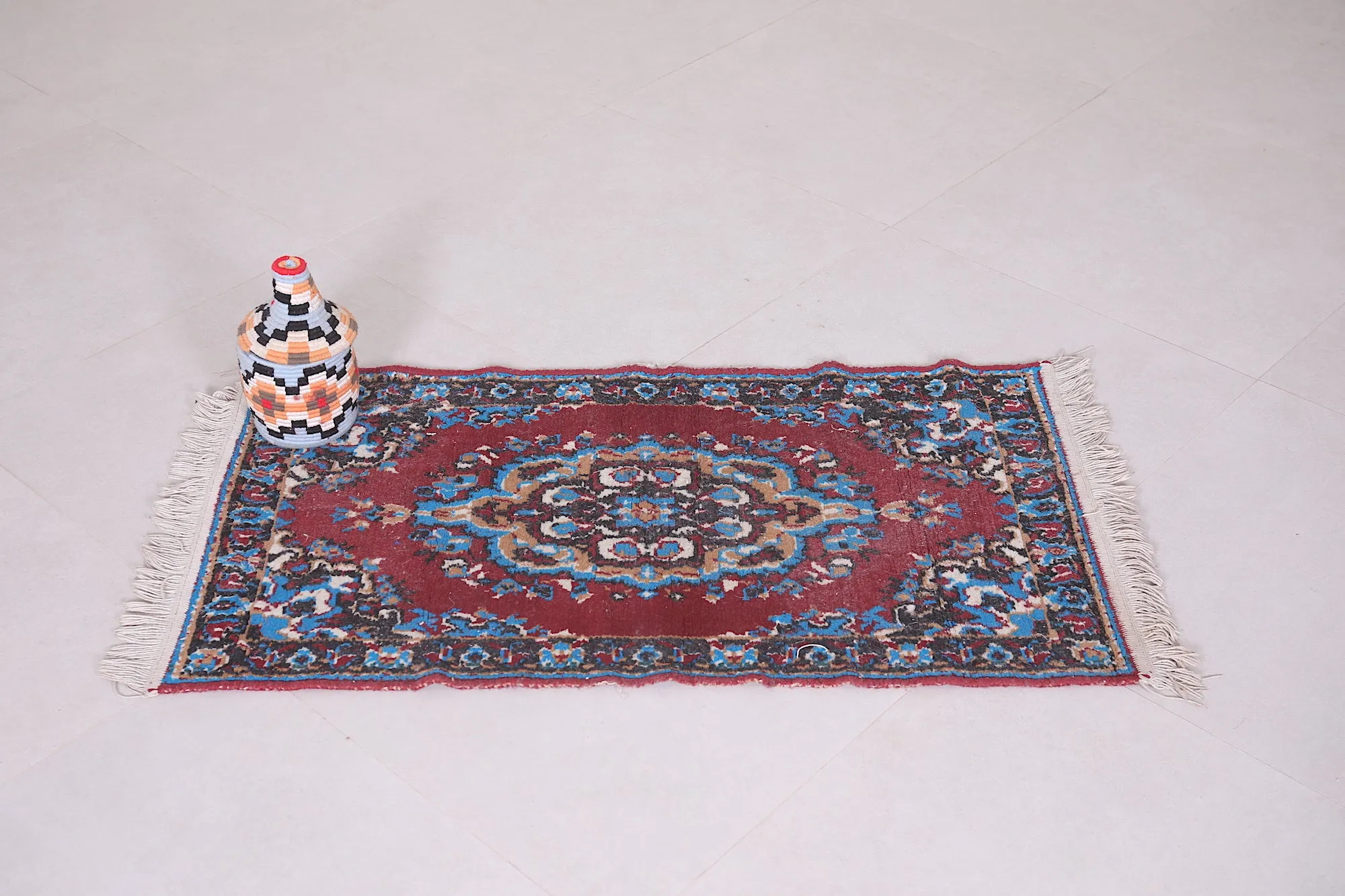 Elegant Small Moroccan Rug 1.9 x 3.5 FT - Intricate Red and Blue Design