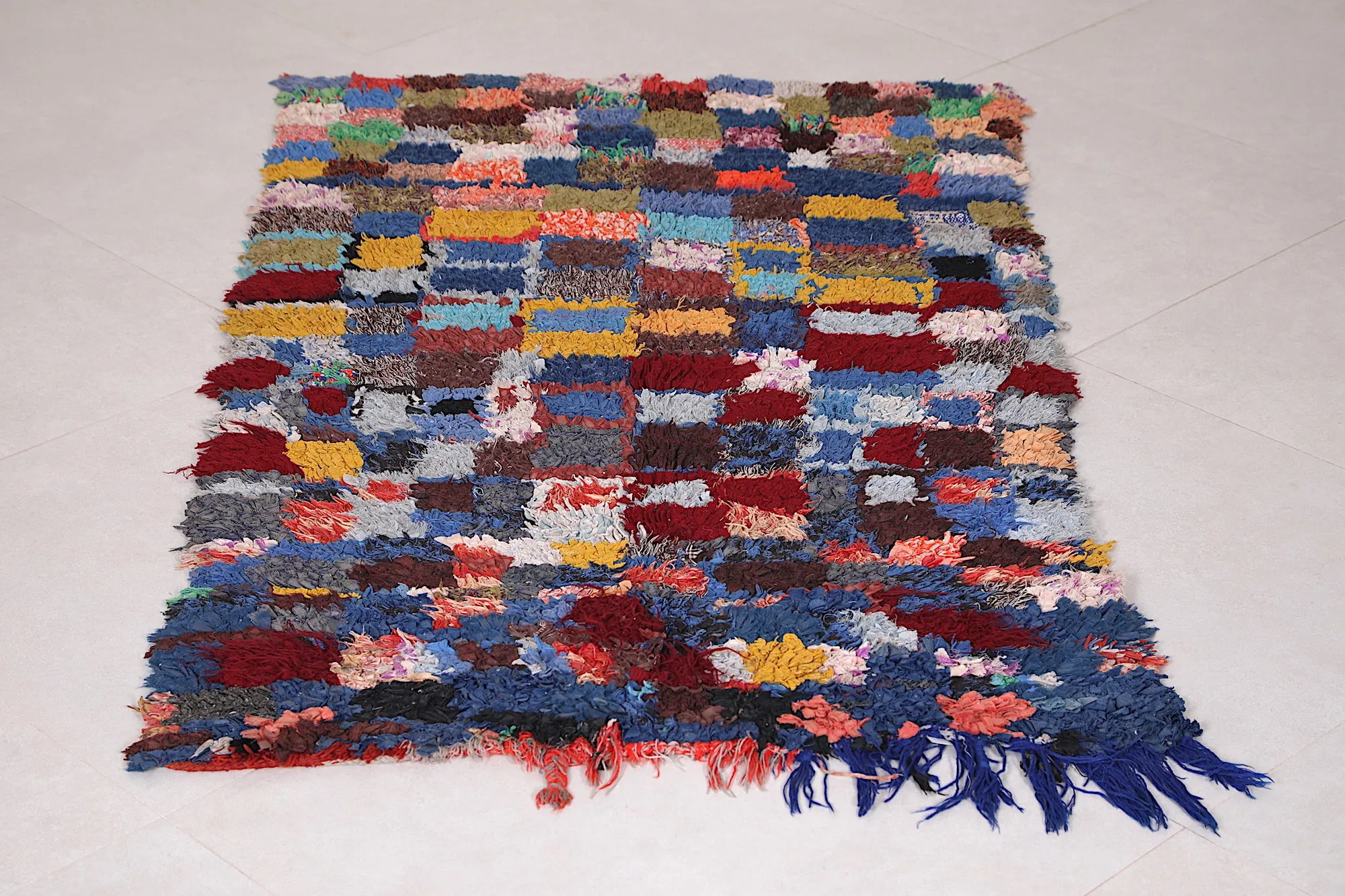 Hand-Knotted Berber Rug 2.9 x 4.9 Feet - Vibrant Checkered Design