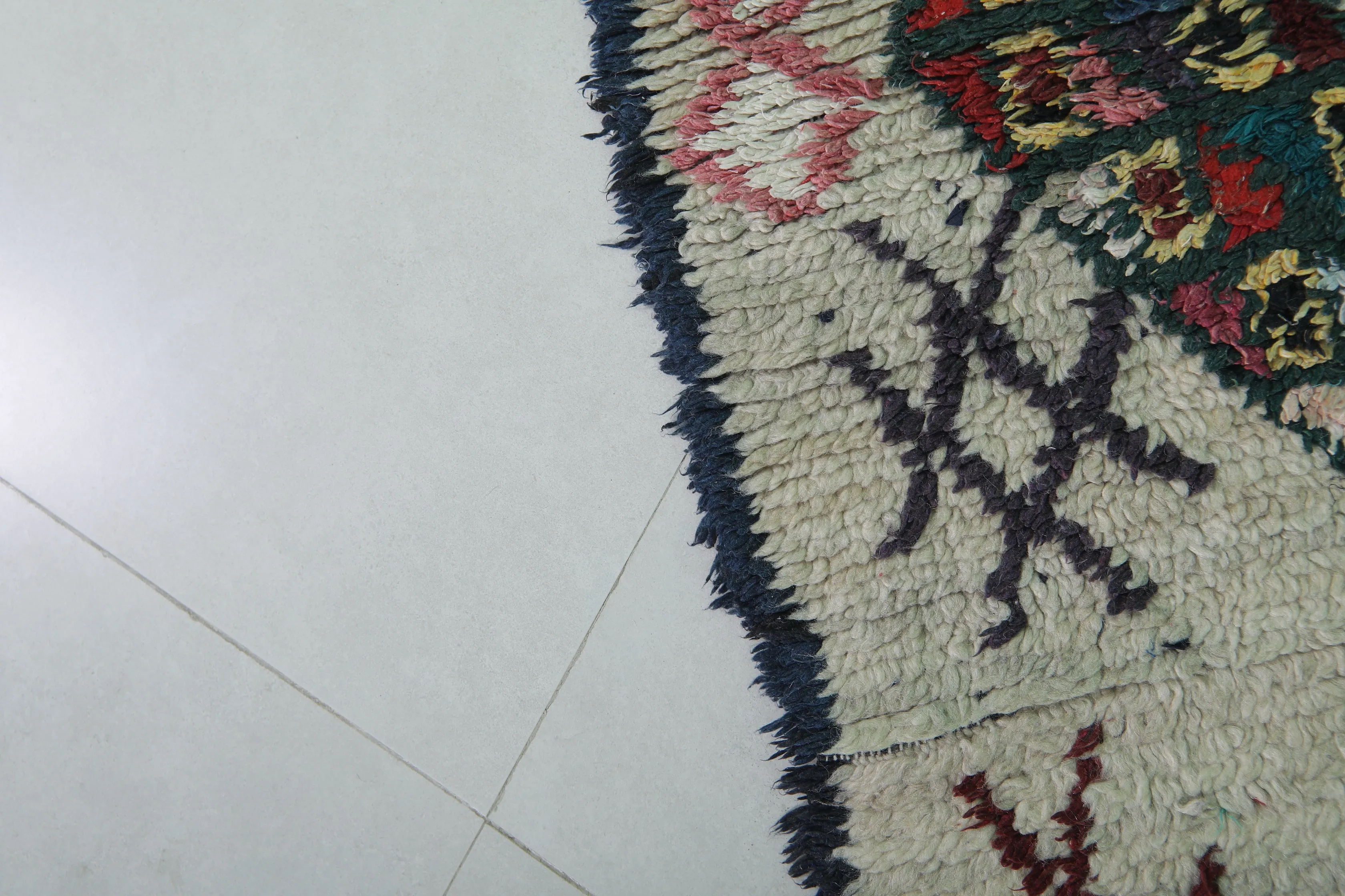 Handmade Azilal Rug 3.5 x 5.9 ft - Moroccan Wool Rug