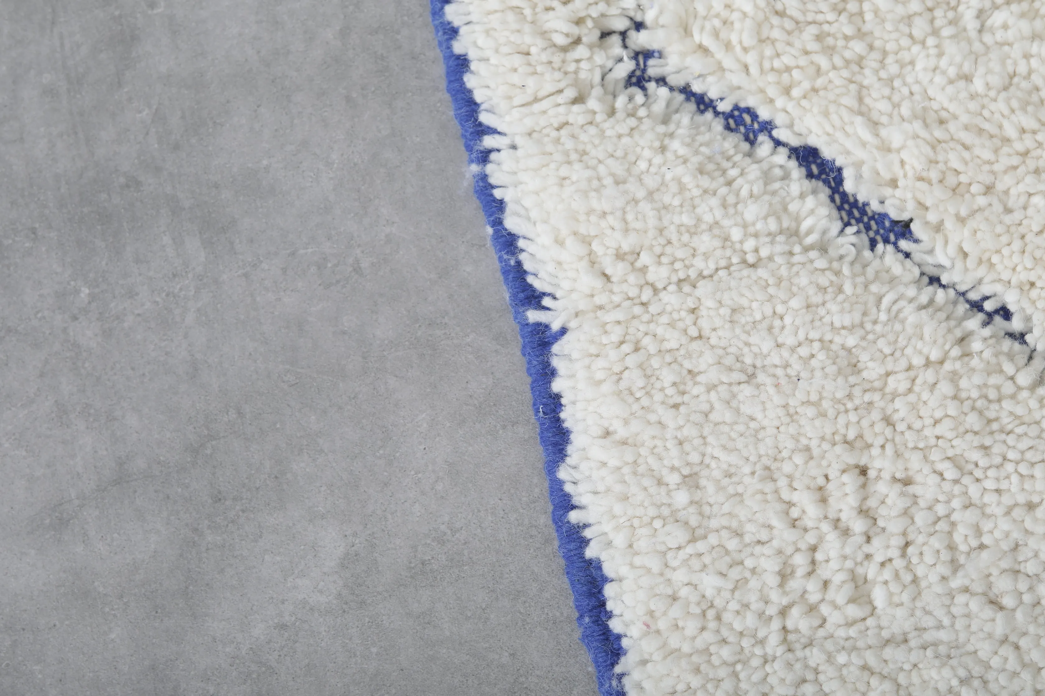 Handmade Moroccan rug - Beni ourain wool rug - Blue and White Custom Rug