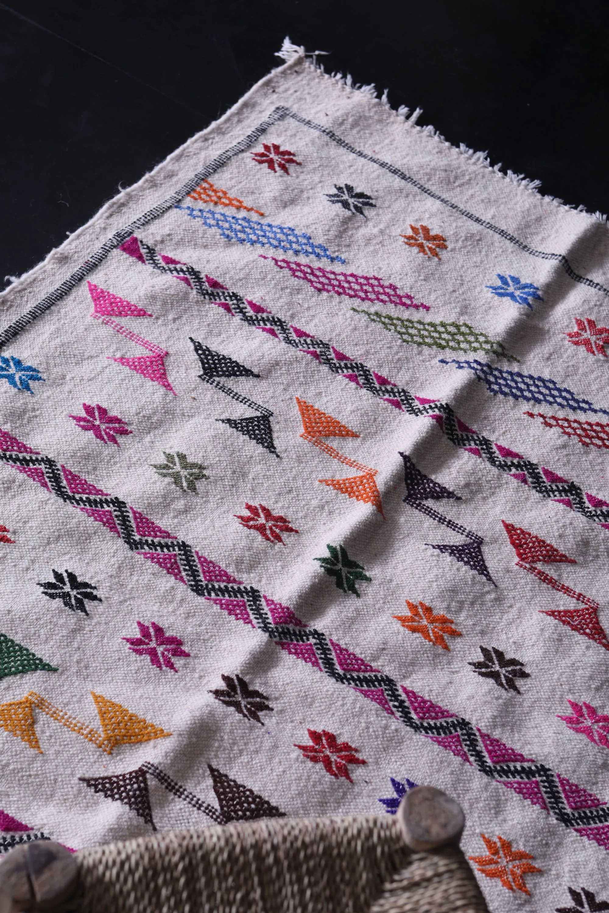 Handwoven Kilim - 3.2 FT X 5 FT - Vibrant Geometric Design