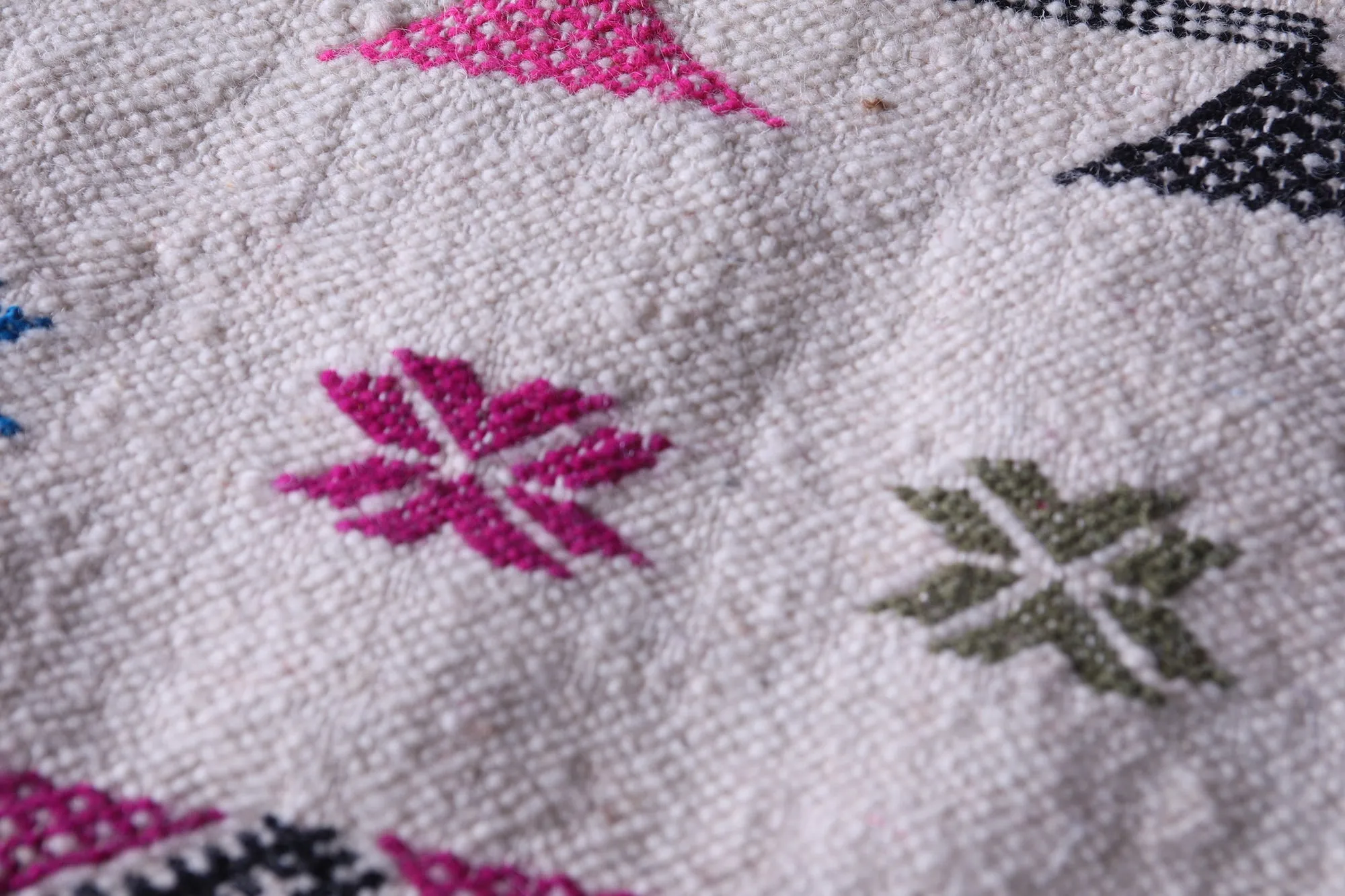 Handwoven Kilim - 3.2 FT X 5 FT - Vibrant Geometric Design