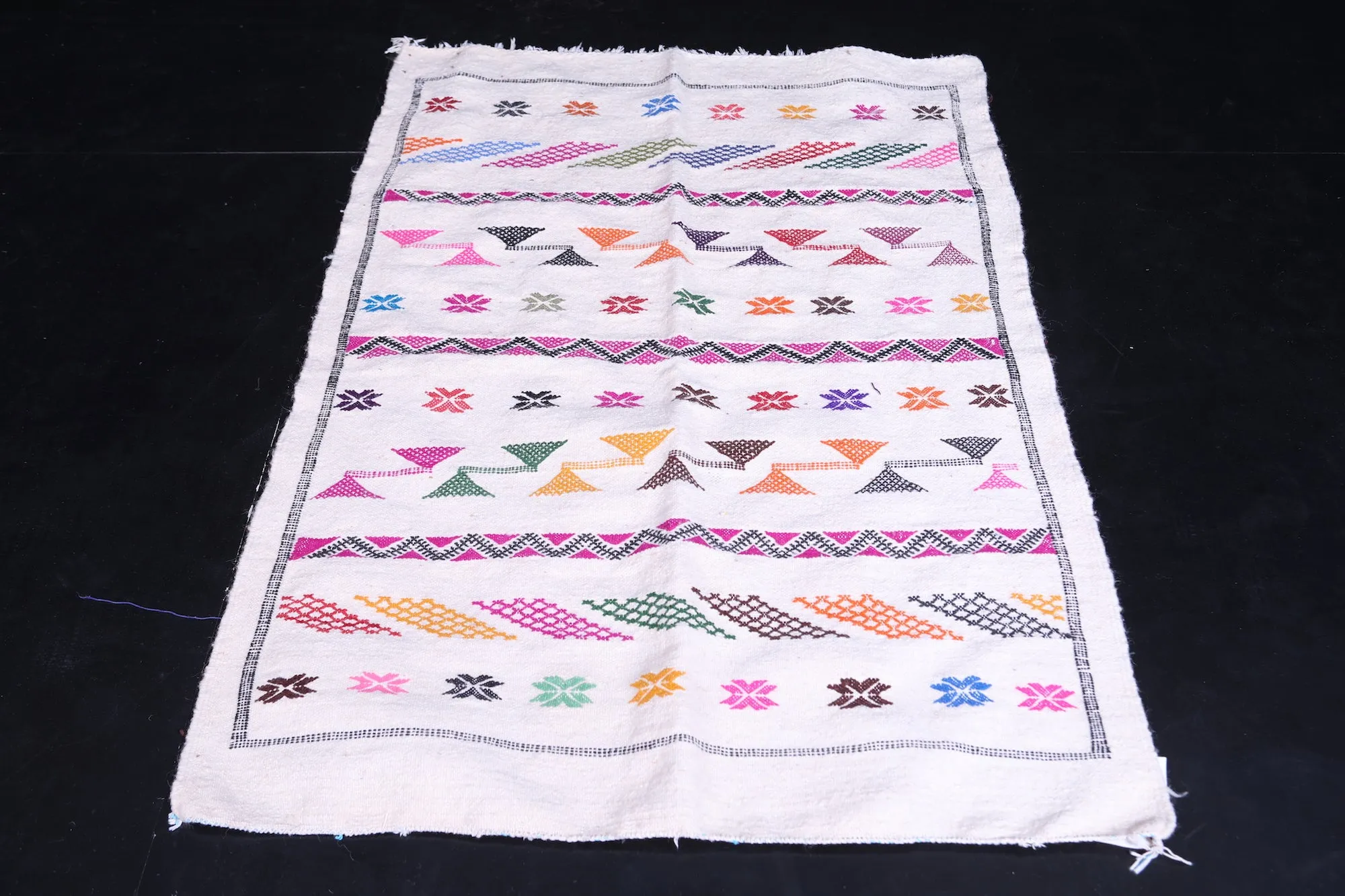Handwoven Kilim - 3.2 FT X 5 FT - Vibrant Geometric Design
