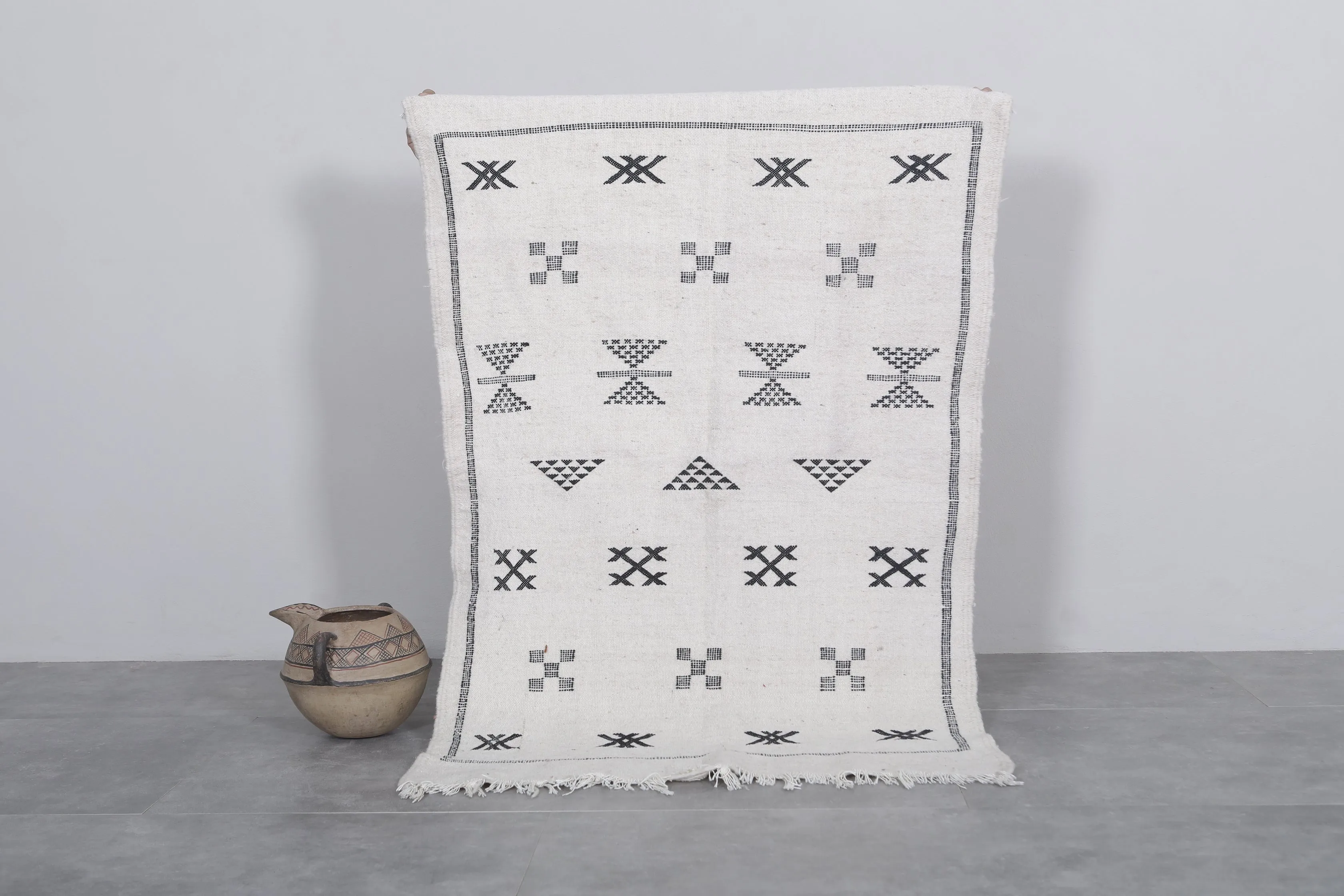 Handwoven Kilim Rug - 3 FT X 4.6 FT | Black and White Moroccan Rug