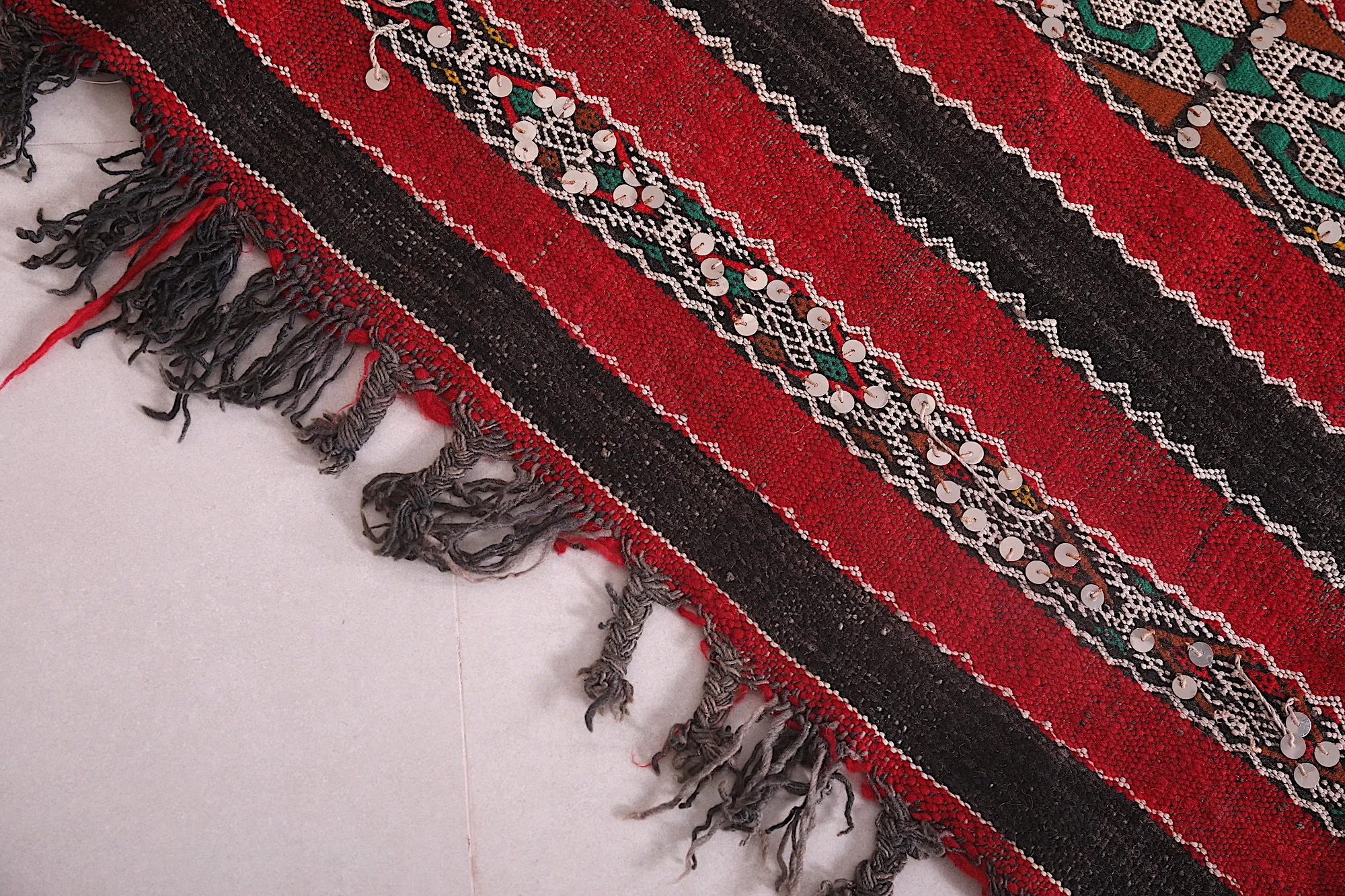 Handwoven Moroccan Kilim Rug 5.4 x 10.7 FT - Striped Vintage Charm