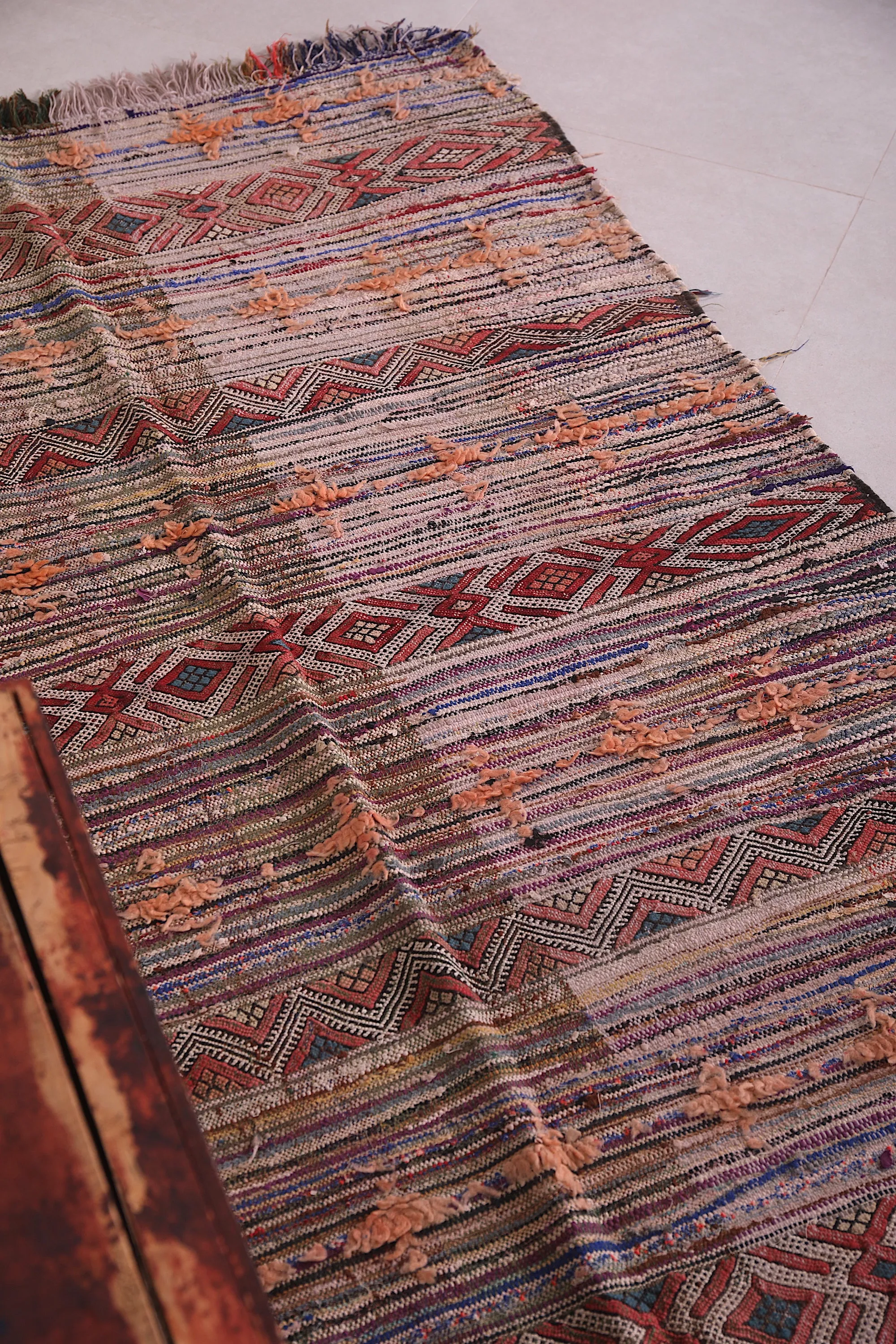 Handwoven Moroccan Rug 4.1 x 7.8 FT - Vibrant Artisan Design