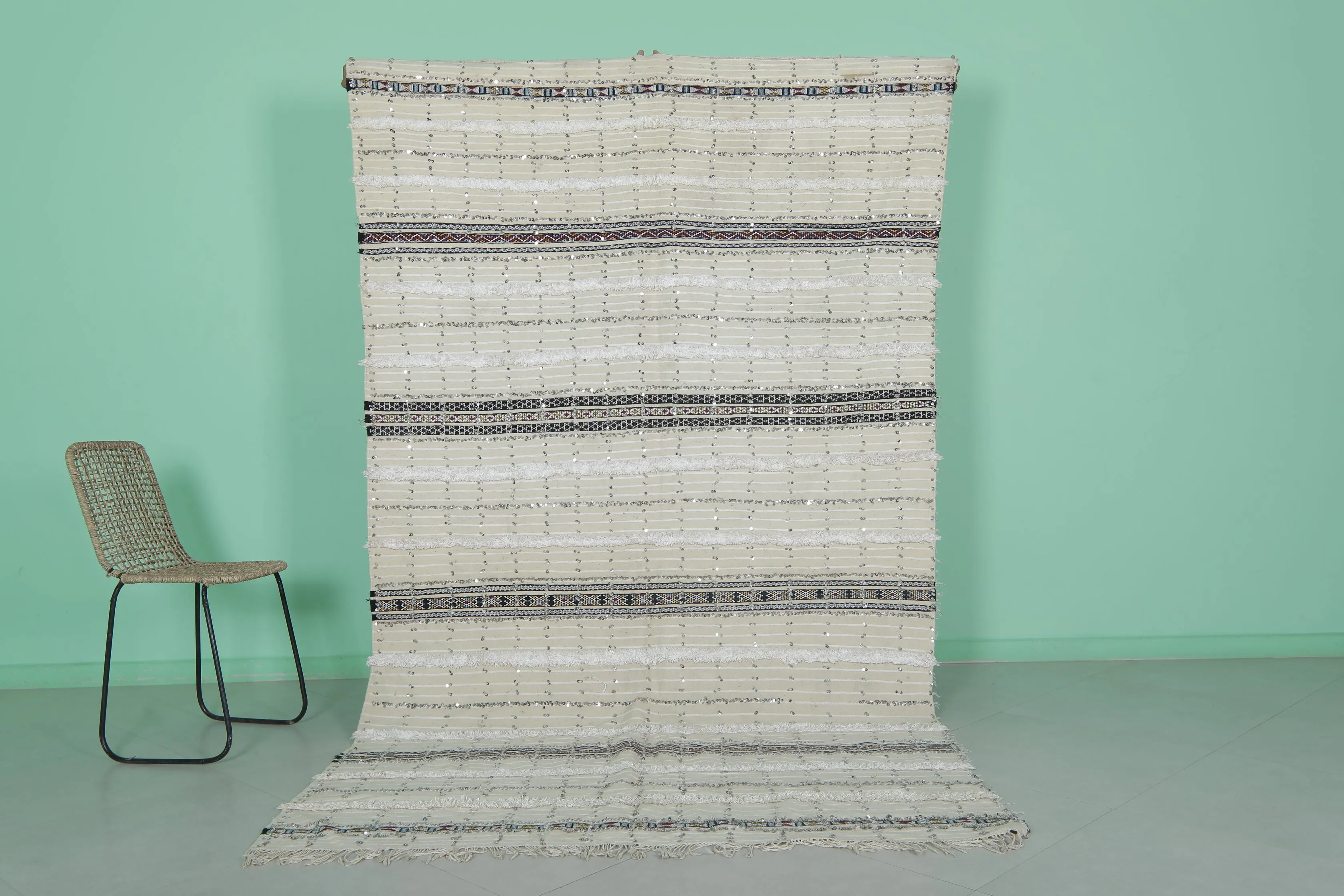 Handwoven Moroccan Wedding Blanket - 5.4 x 9.5 FT | Authentic Decor