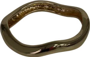 Metallic Wavy Bangle Bracelet One Size