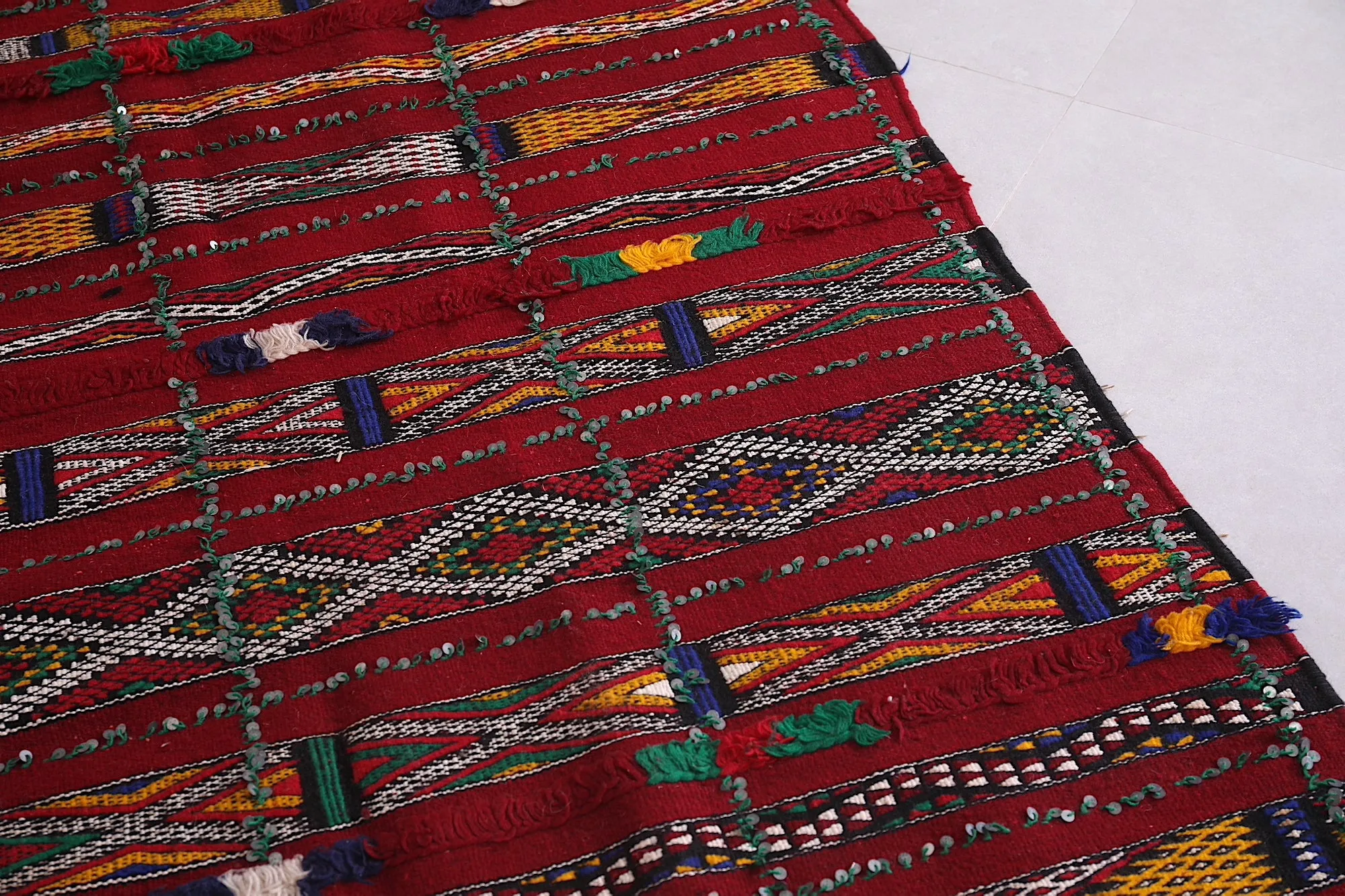 Moroccan Area Rug - Berber Kilim Design - 5.8x11.3 ft