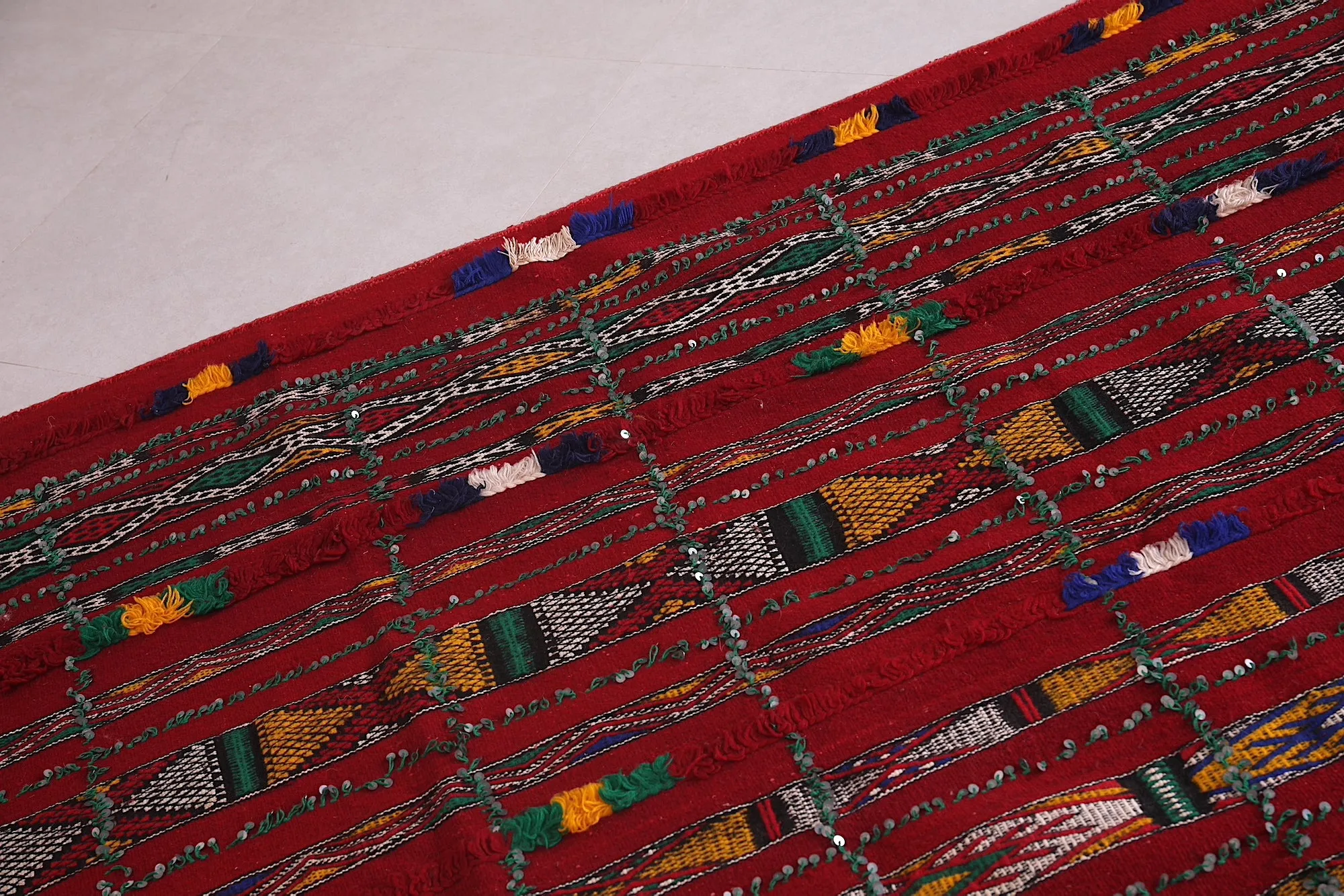 Moroccan Area Rug - Berber Kilim Design - 5.8x11.3 ft