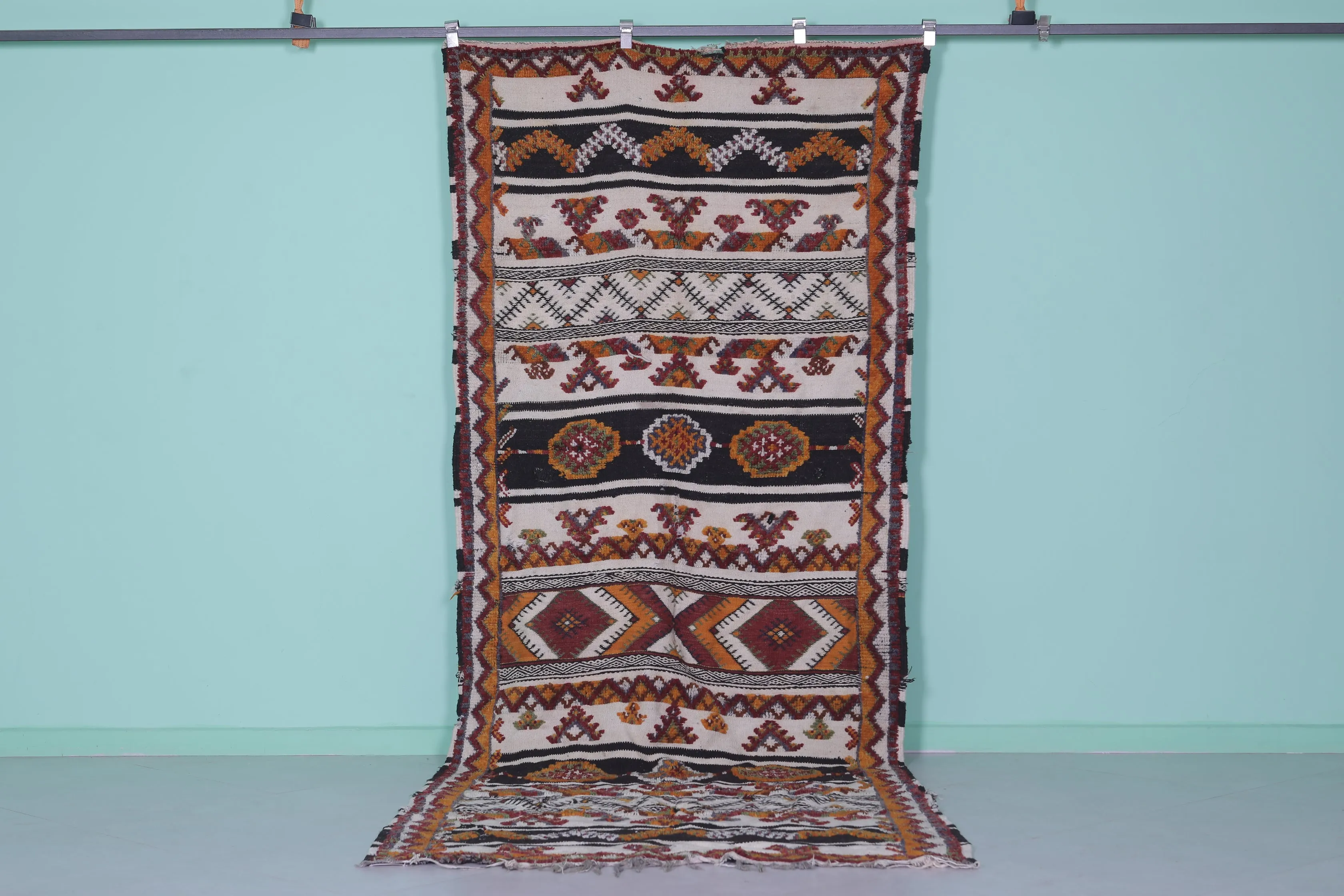 Moroccan Azilal Rug – 4.4 FT X 10.9 FT | Handwoven Vintage Runner
