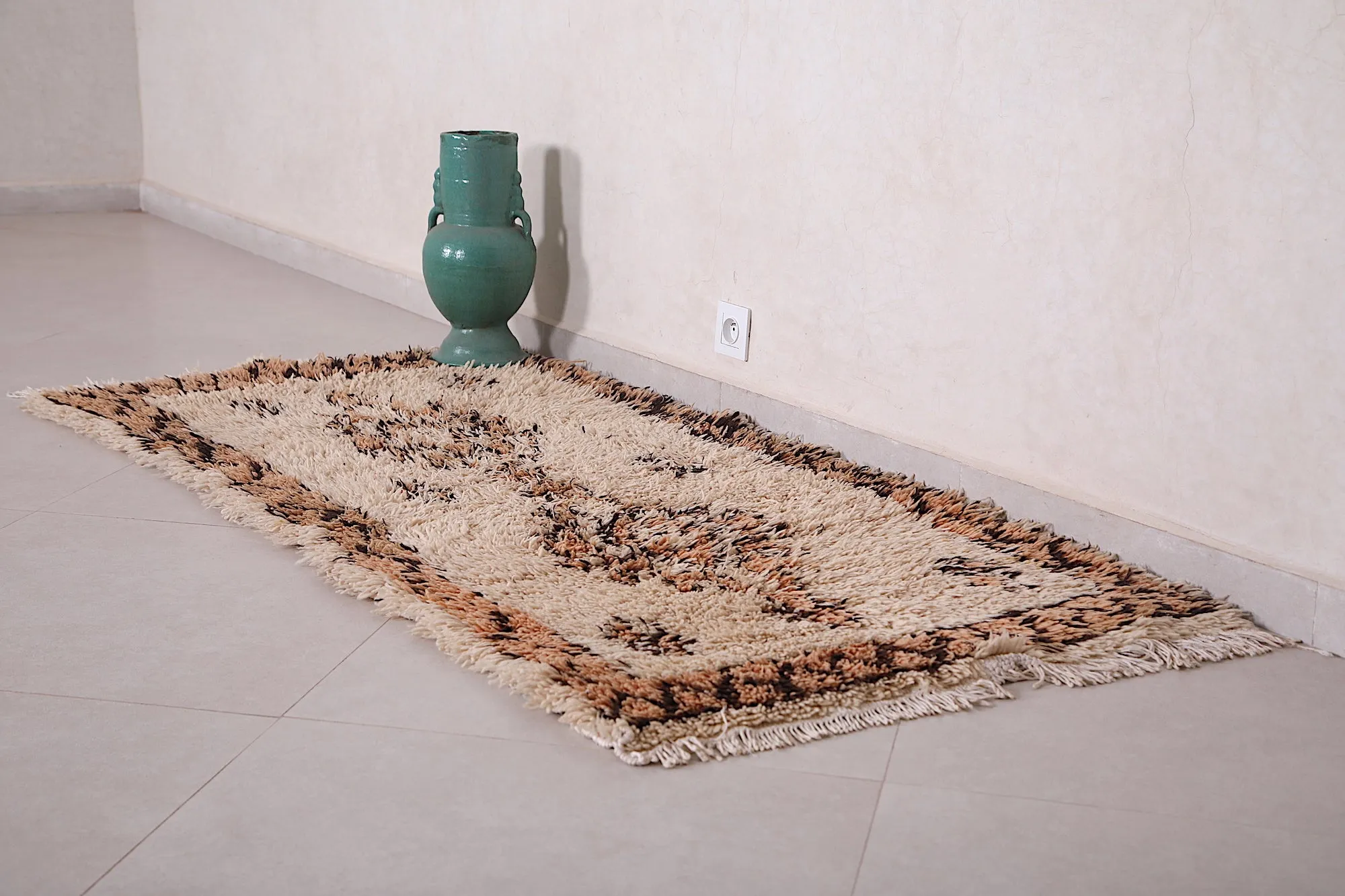 Moroccan Beni Ourain Carpet – 5.6 x 2.9 ft Vintage Wool Rug