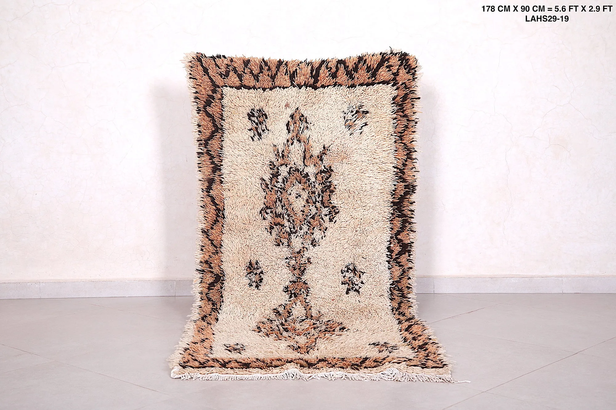 Moroccan Beni Ourain Carpet – 5.6 x 2.9 ft Vintage Wool Rug