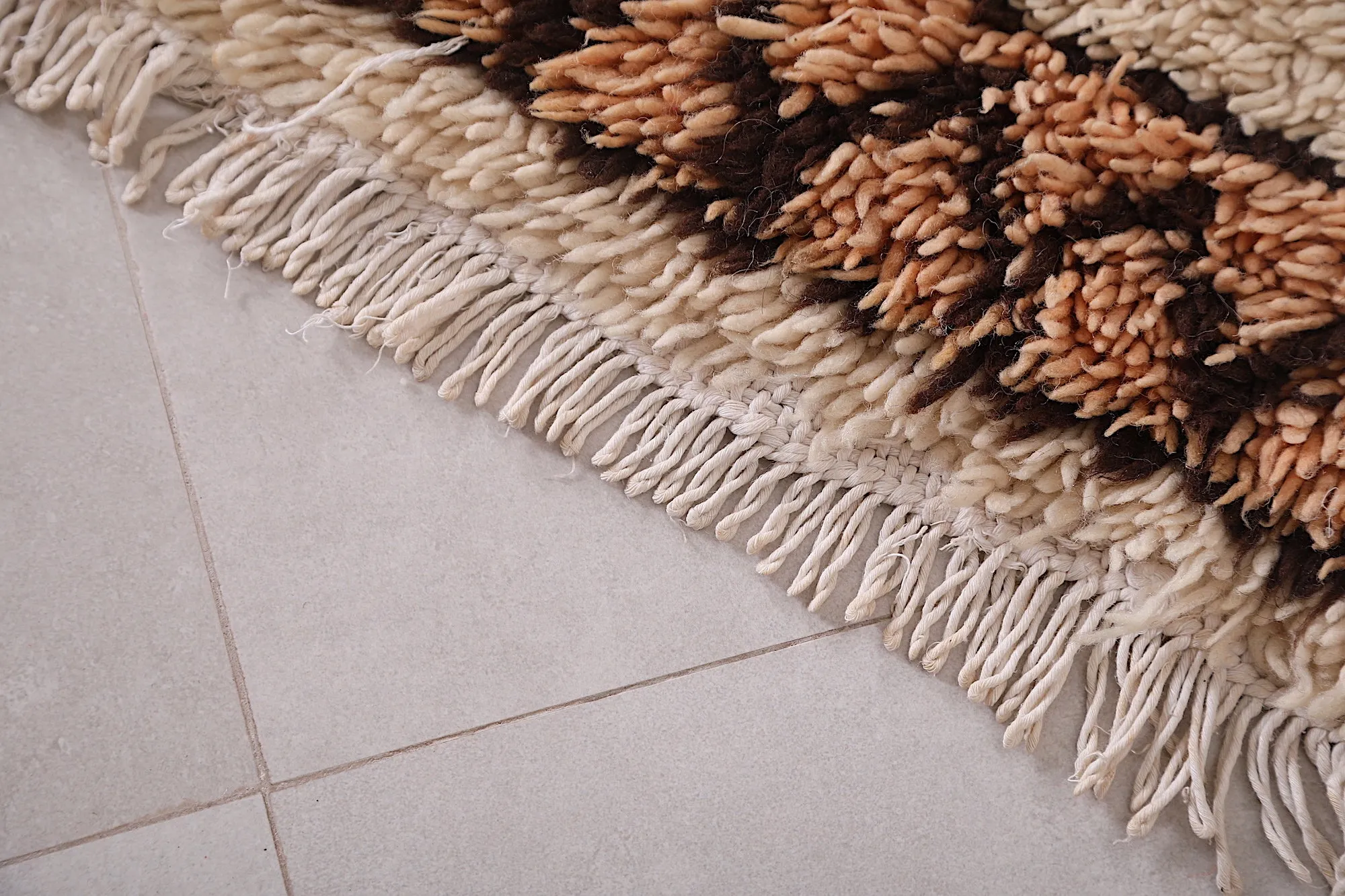 Moroccan Beni Ourain Carpet – 5.6 x 2.9 ft Vintage Wool Rug