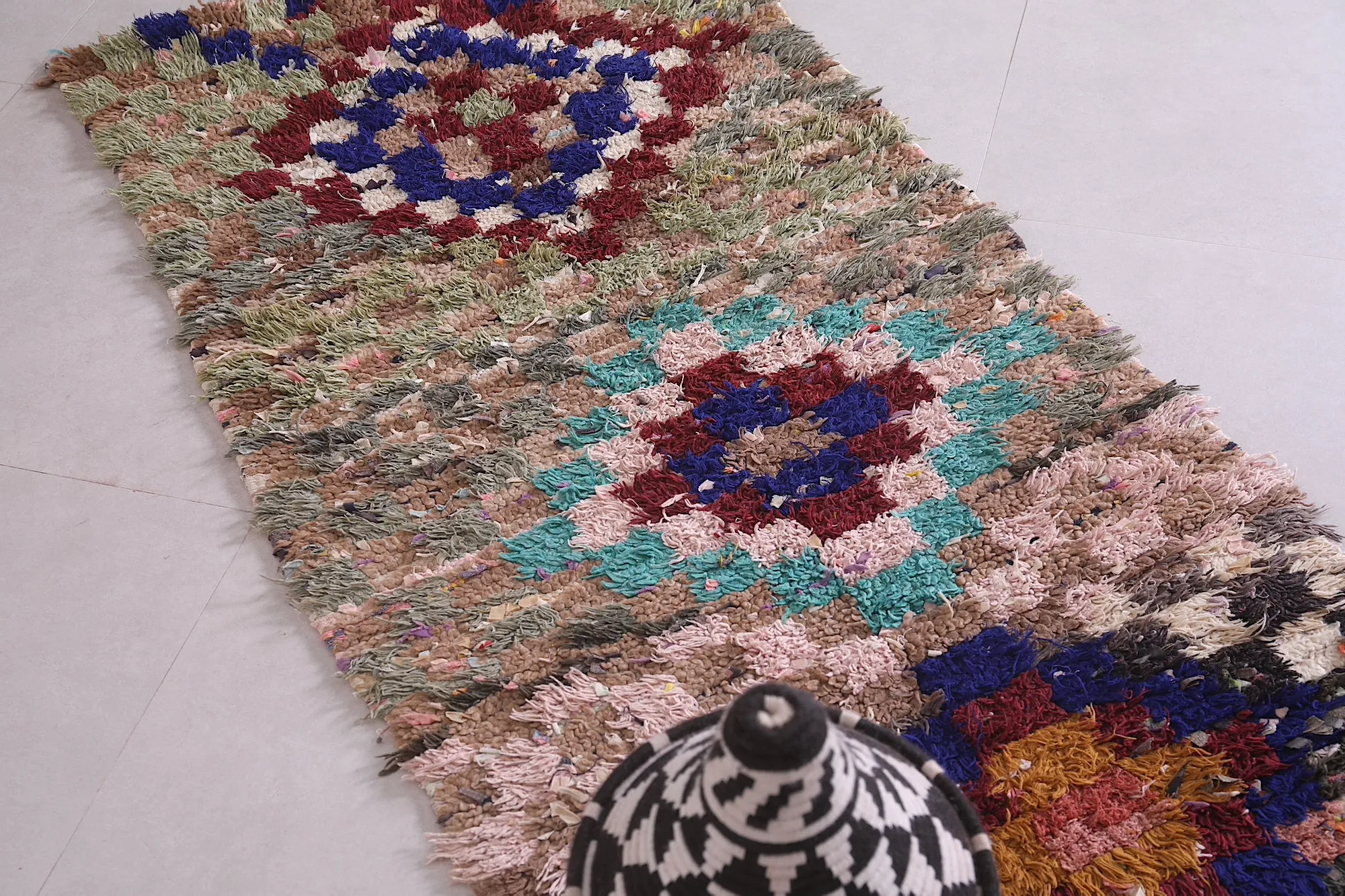 Moroccan Handmade Rug 2.7 X 5.5 Feet - Vintage Berber Design